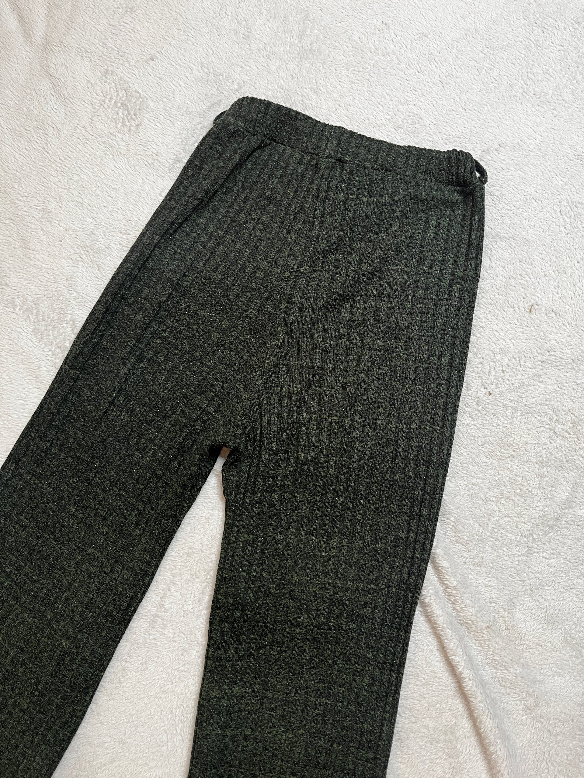 Malo deblje rebraste pantalone 1
