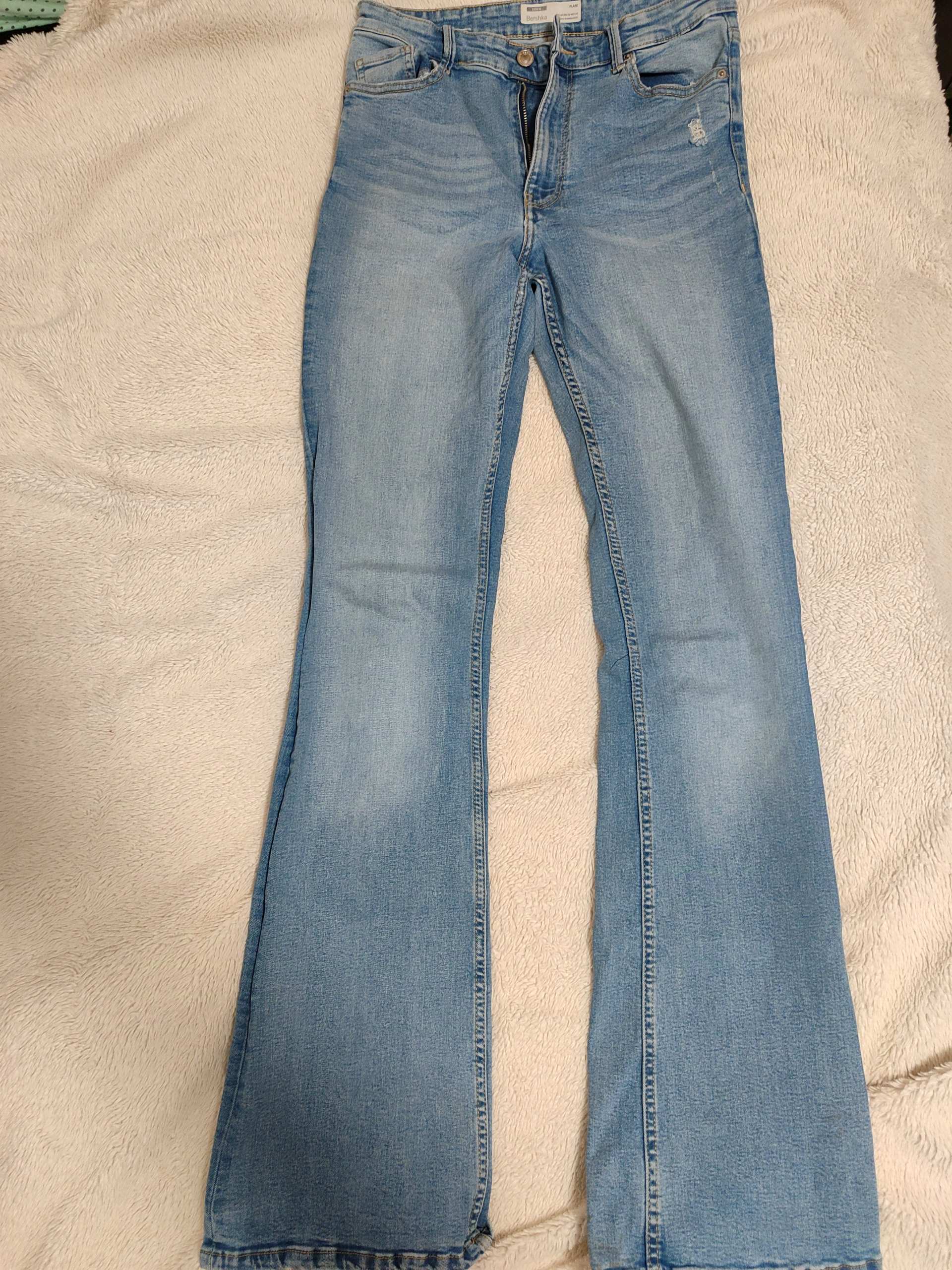 Bershka flare pantole 1