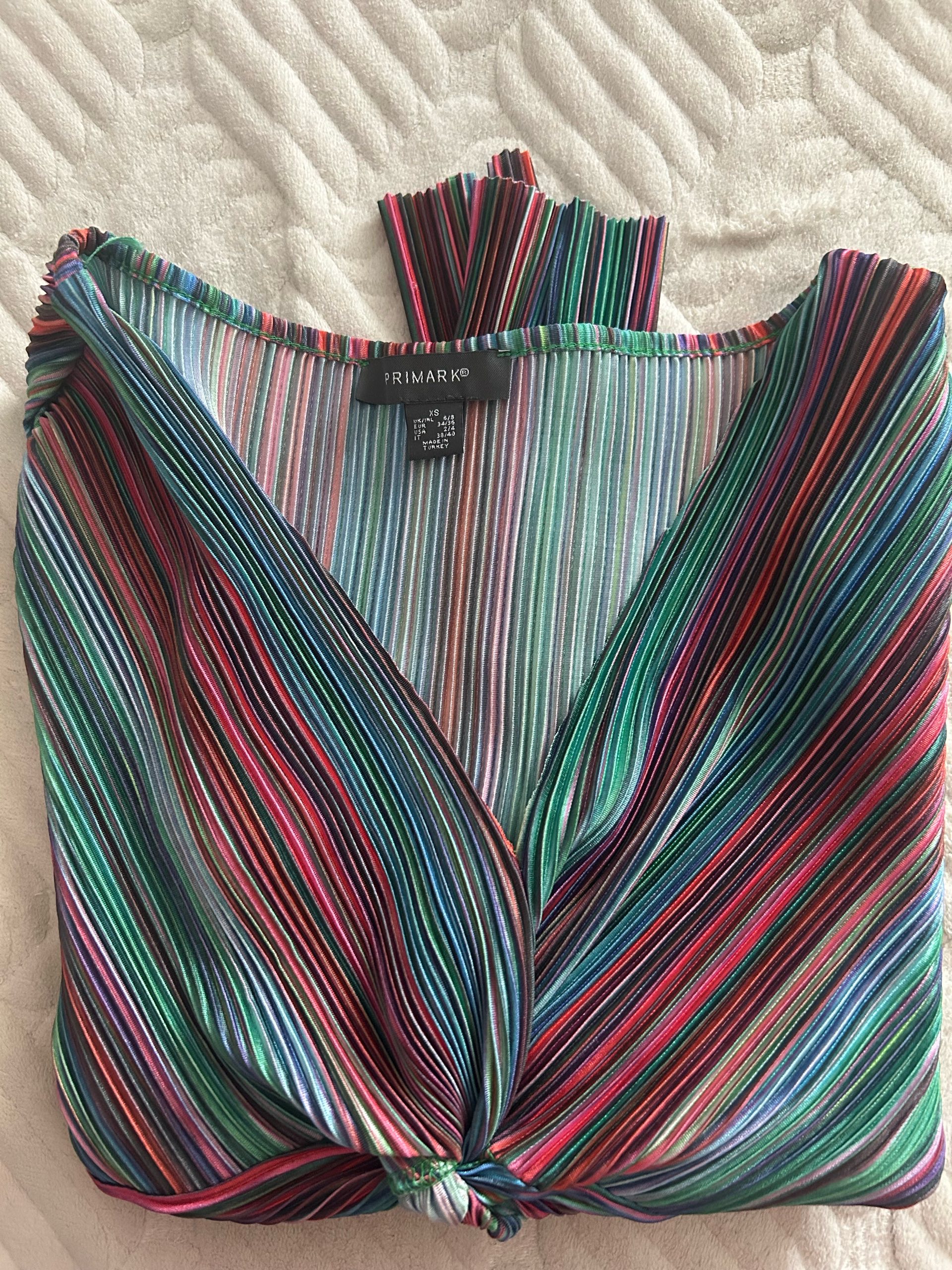 Crop top- PRODANO 1