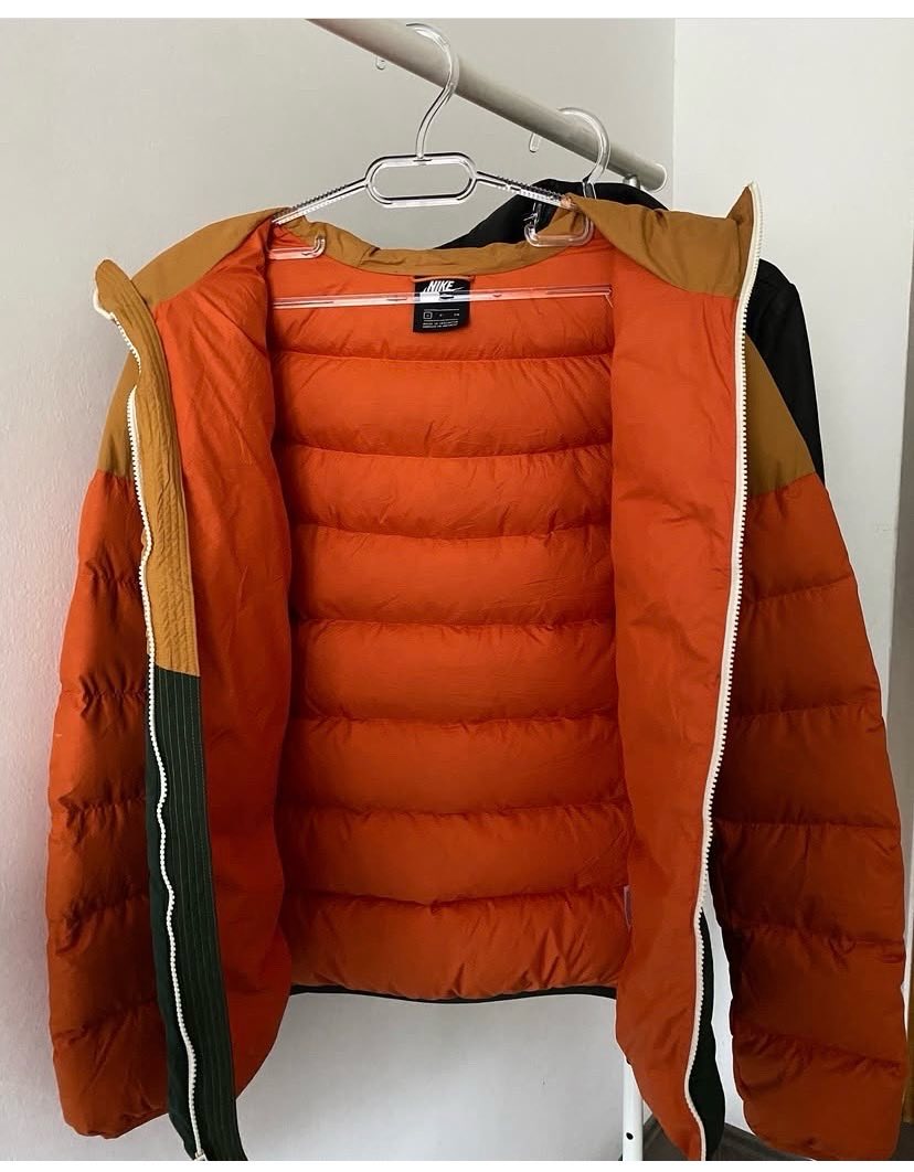 Nike punjena sportska jakna 1