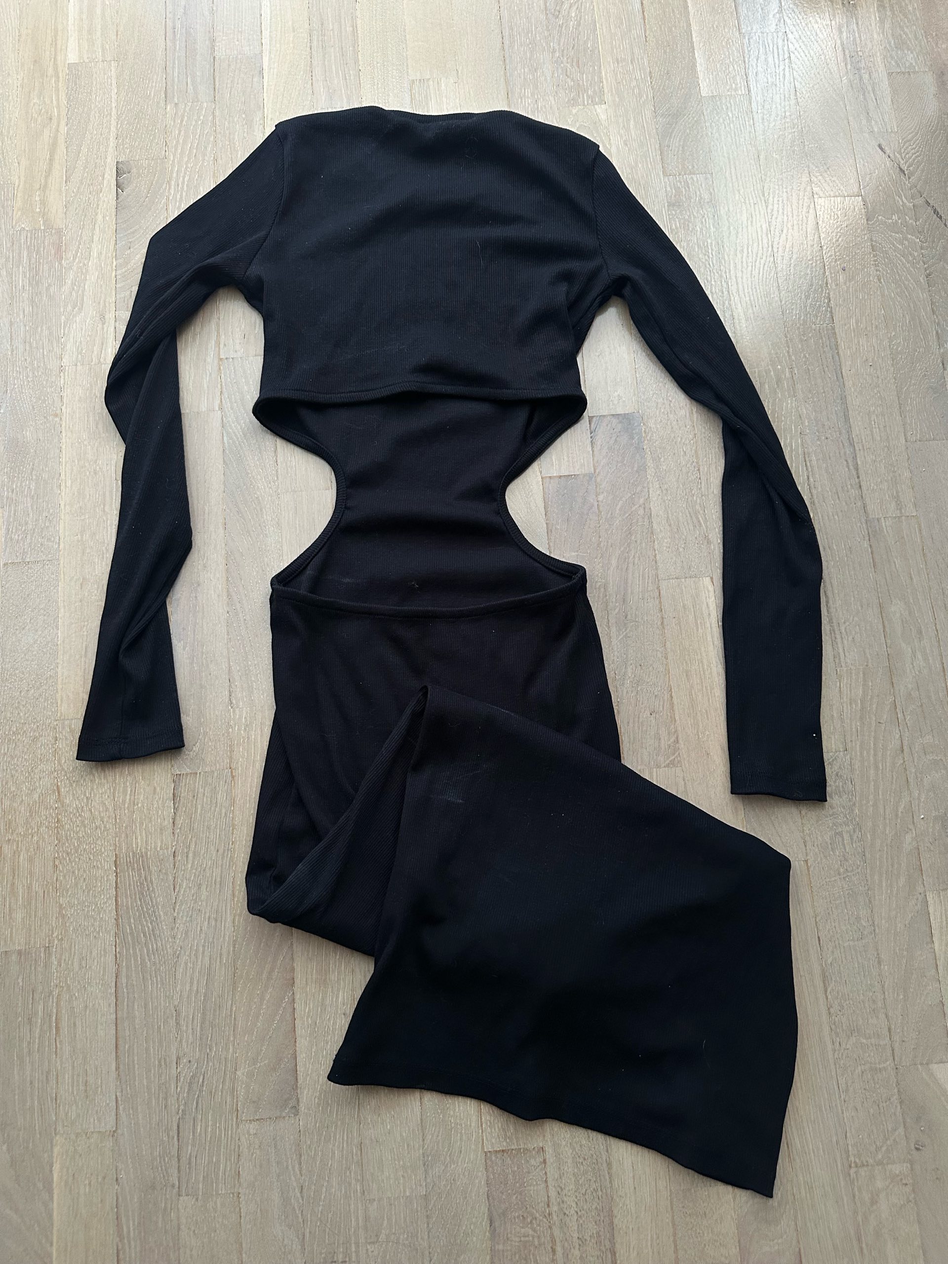 Pullandbear haljina S 1