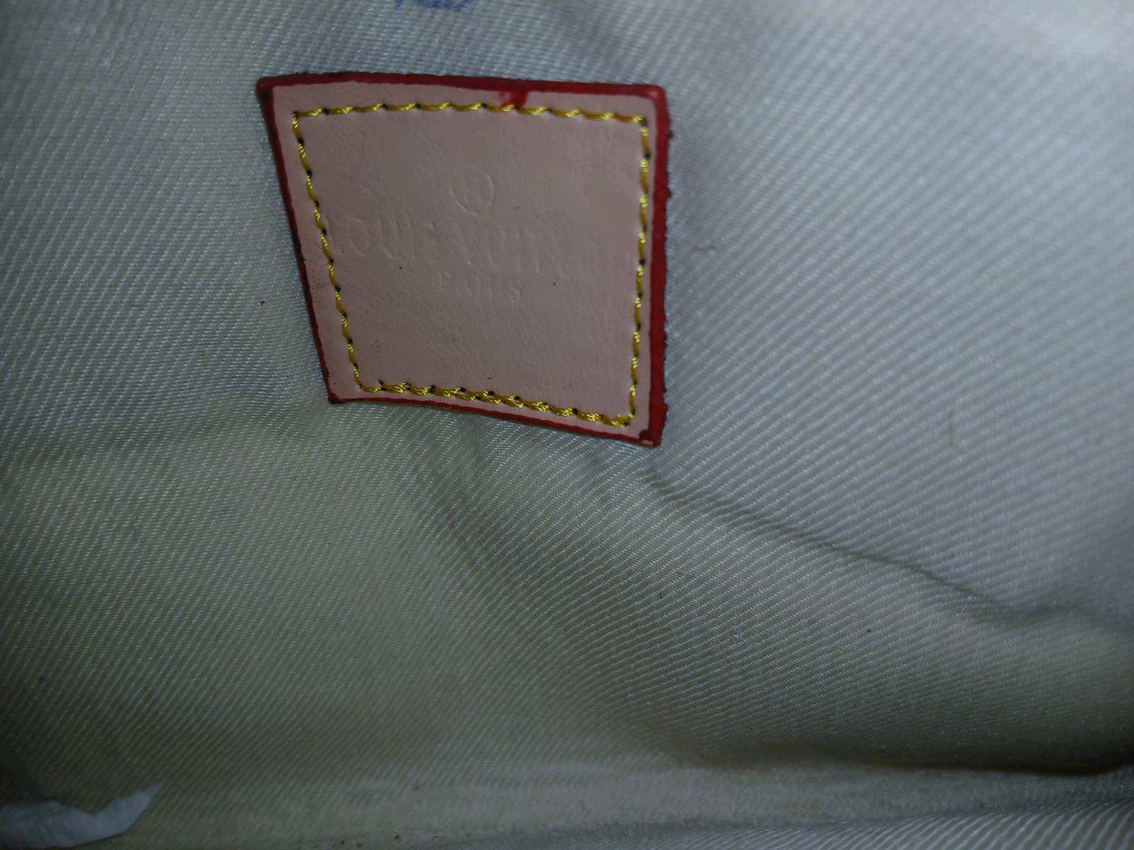Torbica Louis Vuitton 2