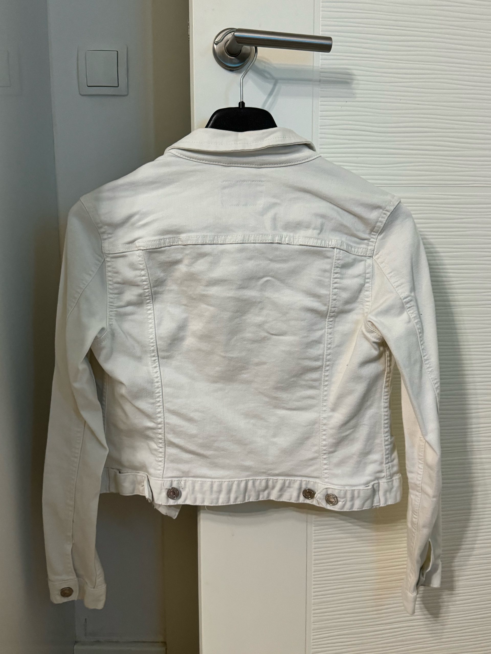 Pull&Bear teksas bijela jakna vel M 1