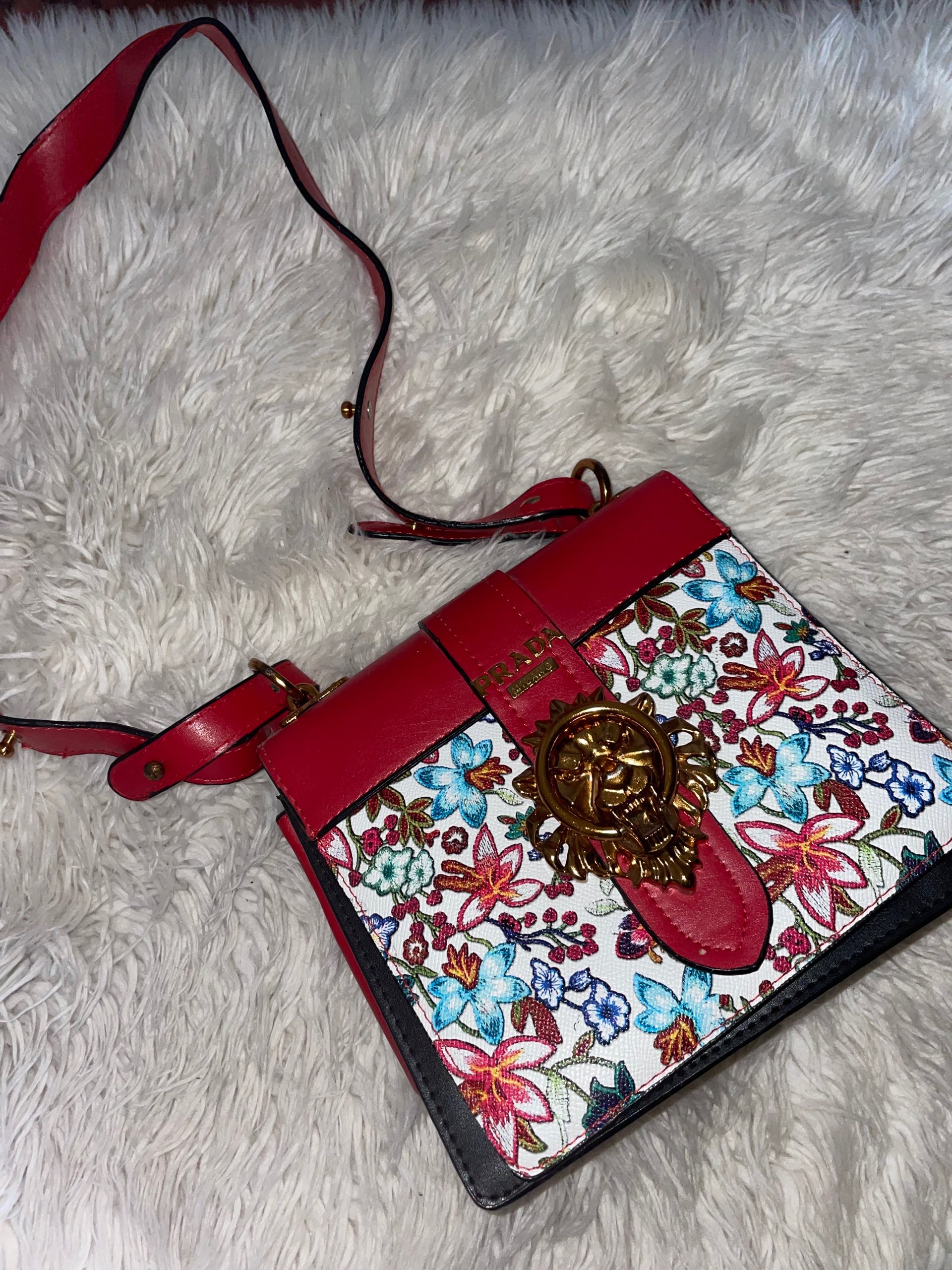 Prada torba 1