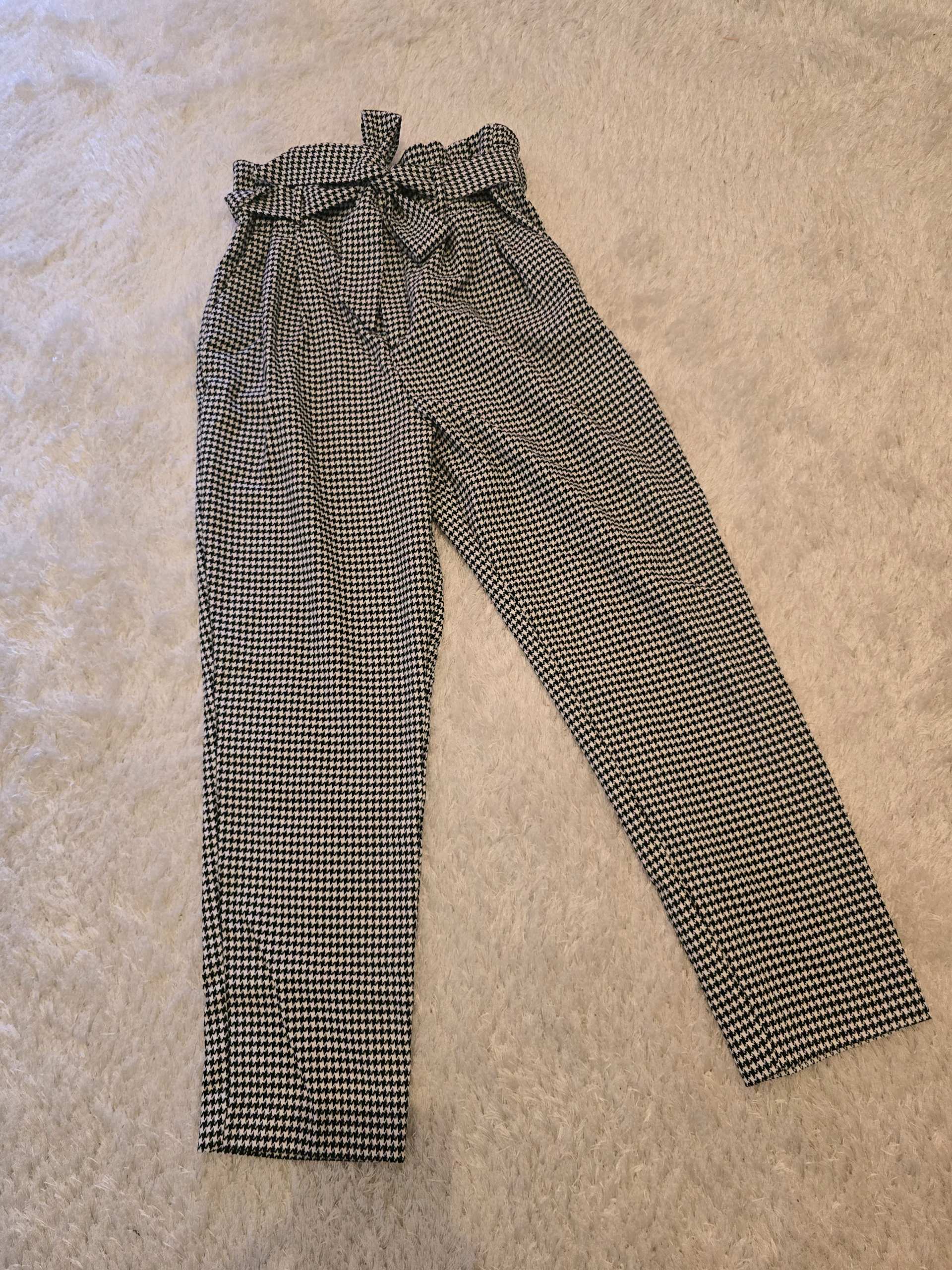 Hlače H&M 0