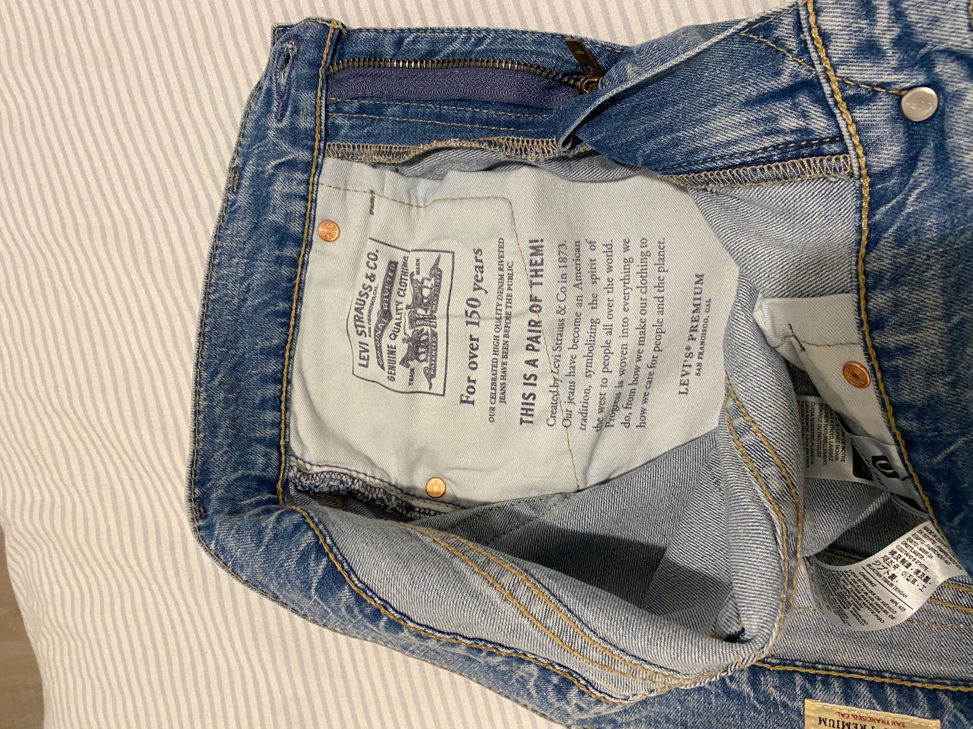 Levis 512 traperice, nikad nošene 3
