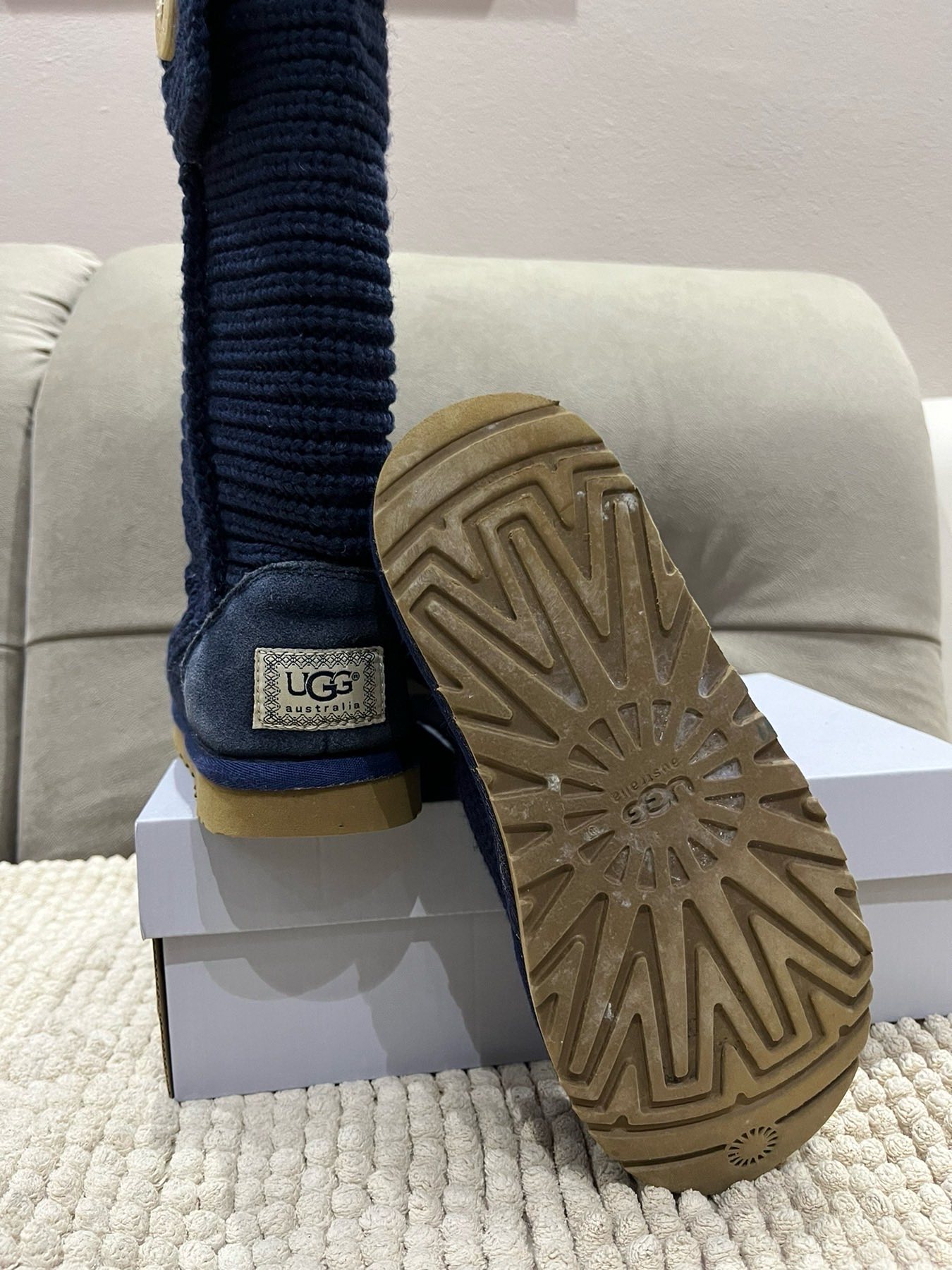 Ženske čizme UGG 38 vel. 2