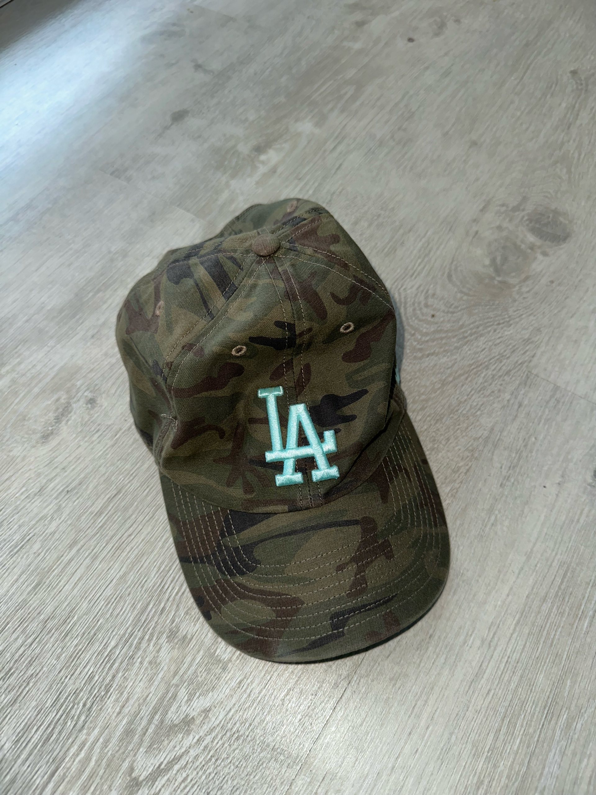 New era LA kacket 0