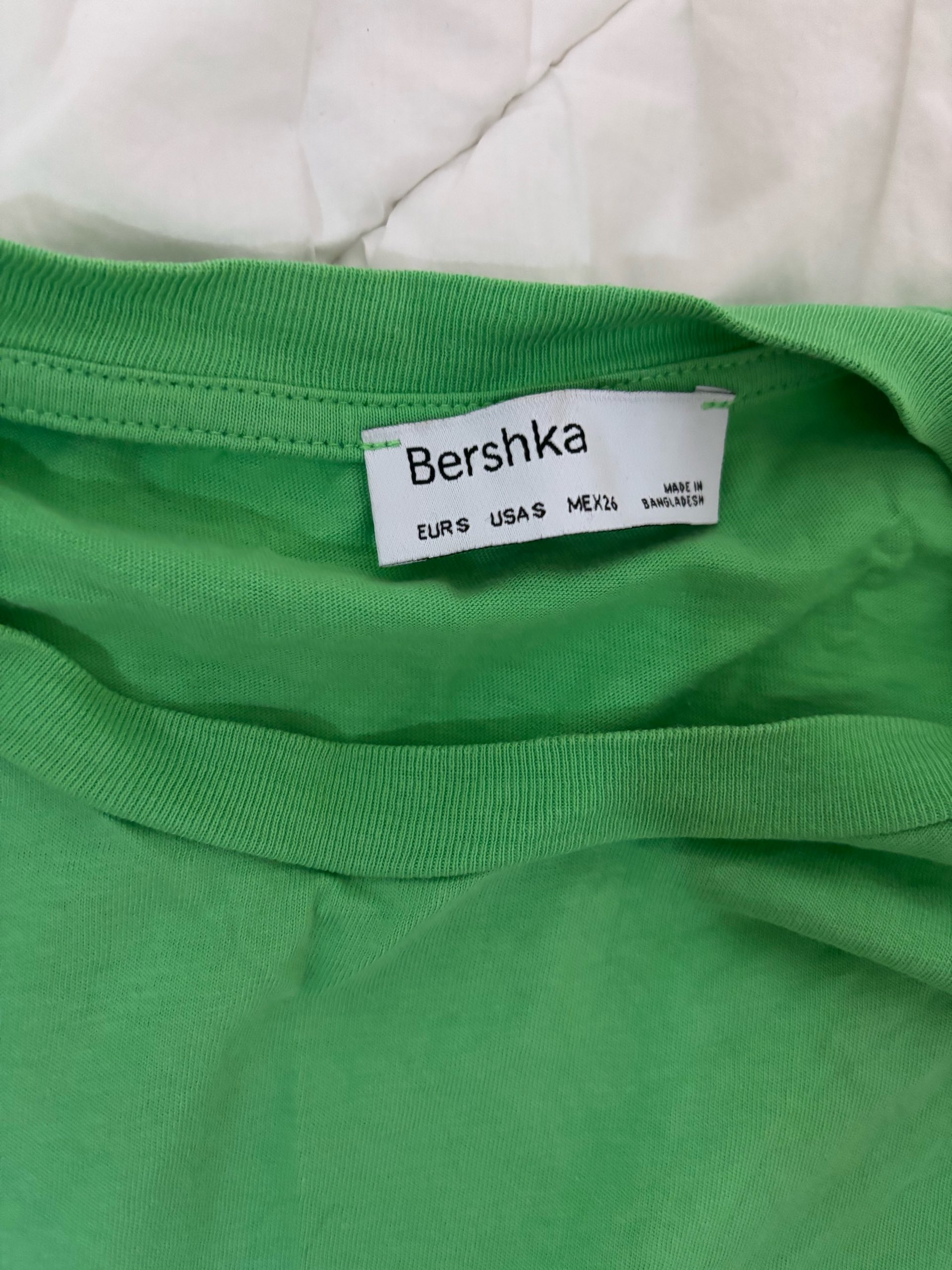 Bershka majica 0
