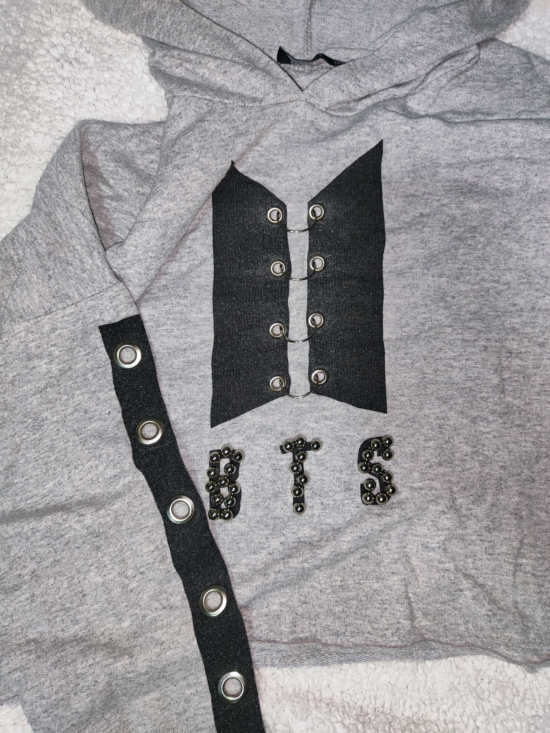 BTS cropped duks 1