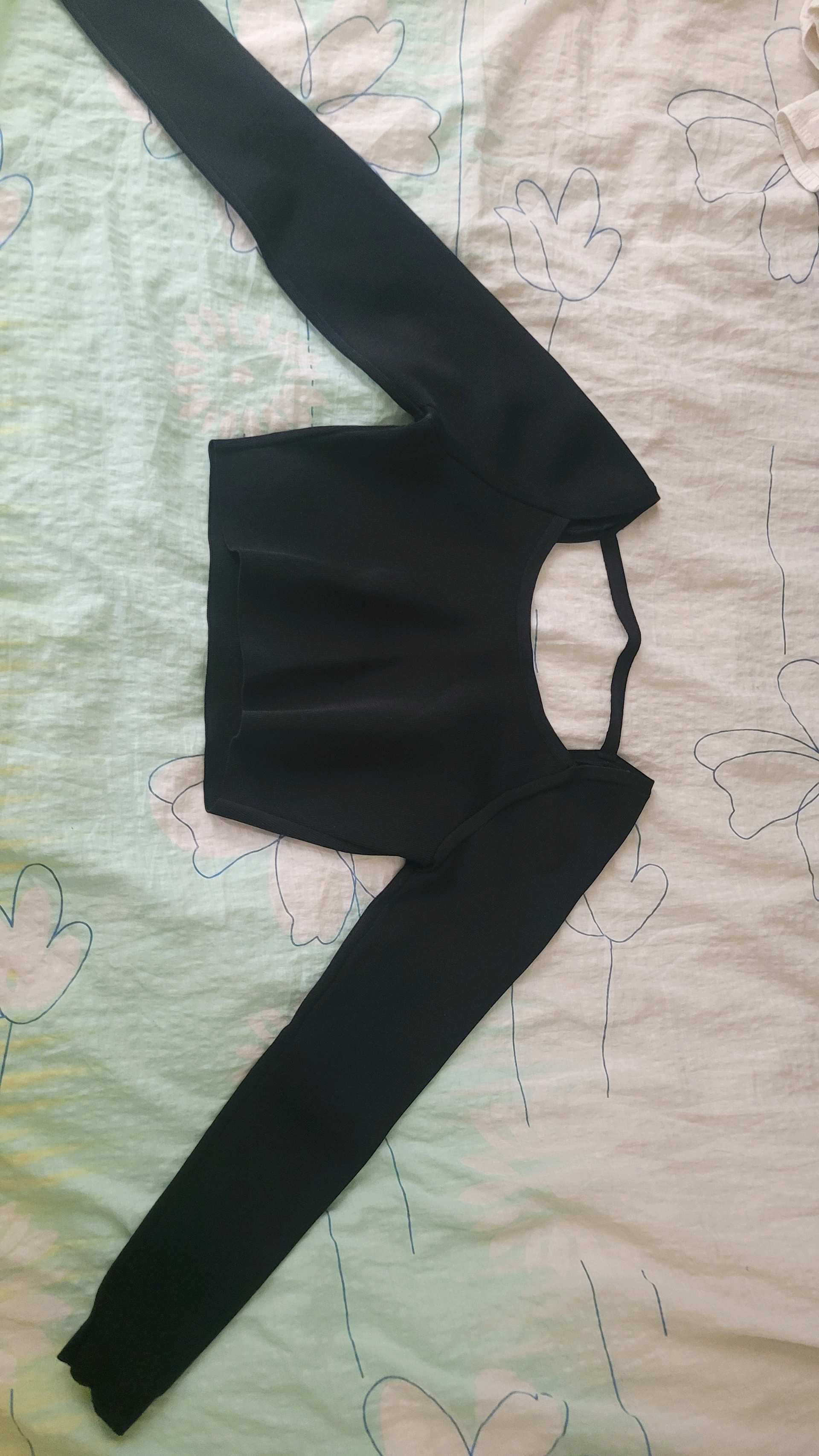 Zara, crni crop top 0