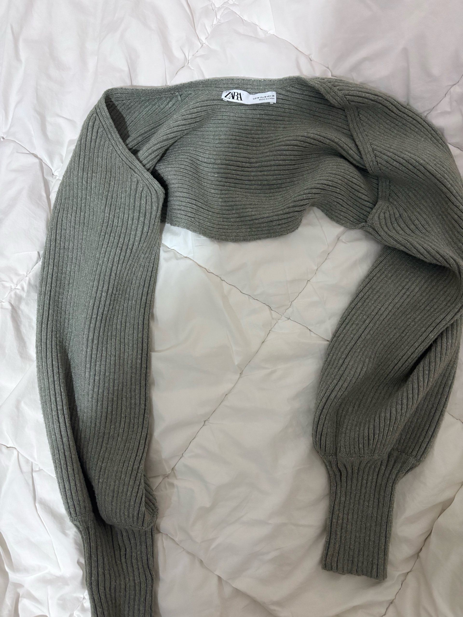Zara dzemper 0