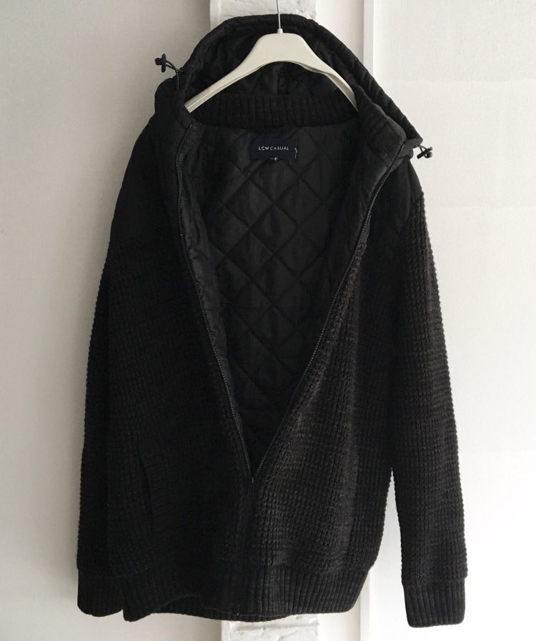 WAIKIKI MUSKA CRNA JAKNA DZEMPER XL 0