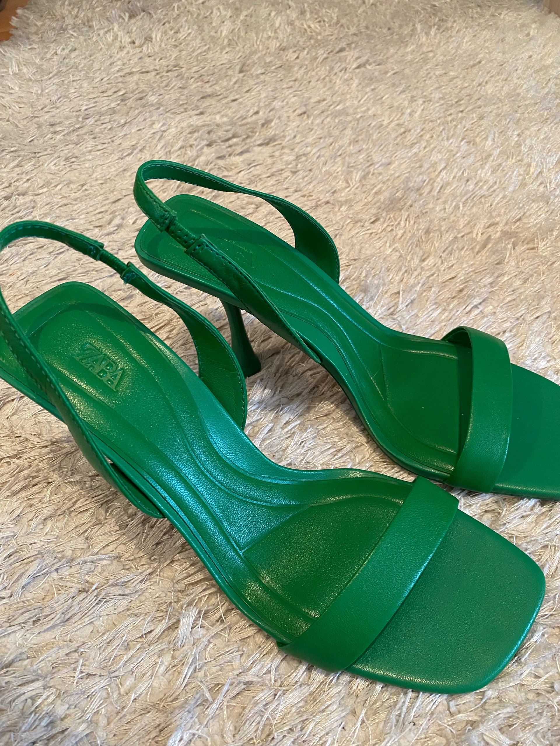 Zara sandale 1