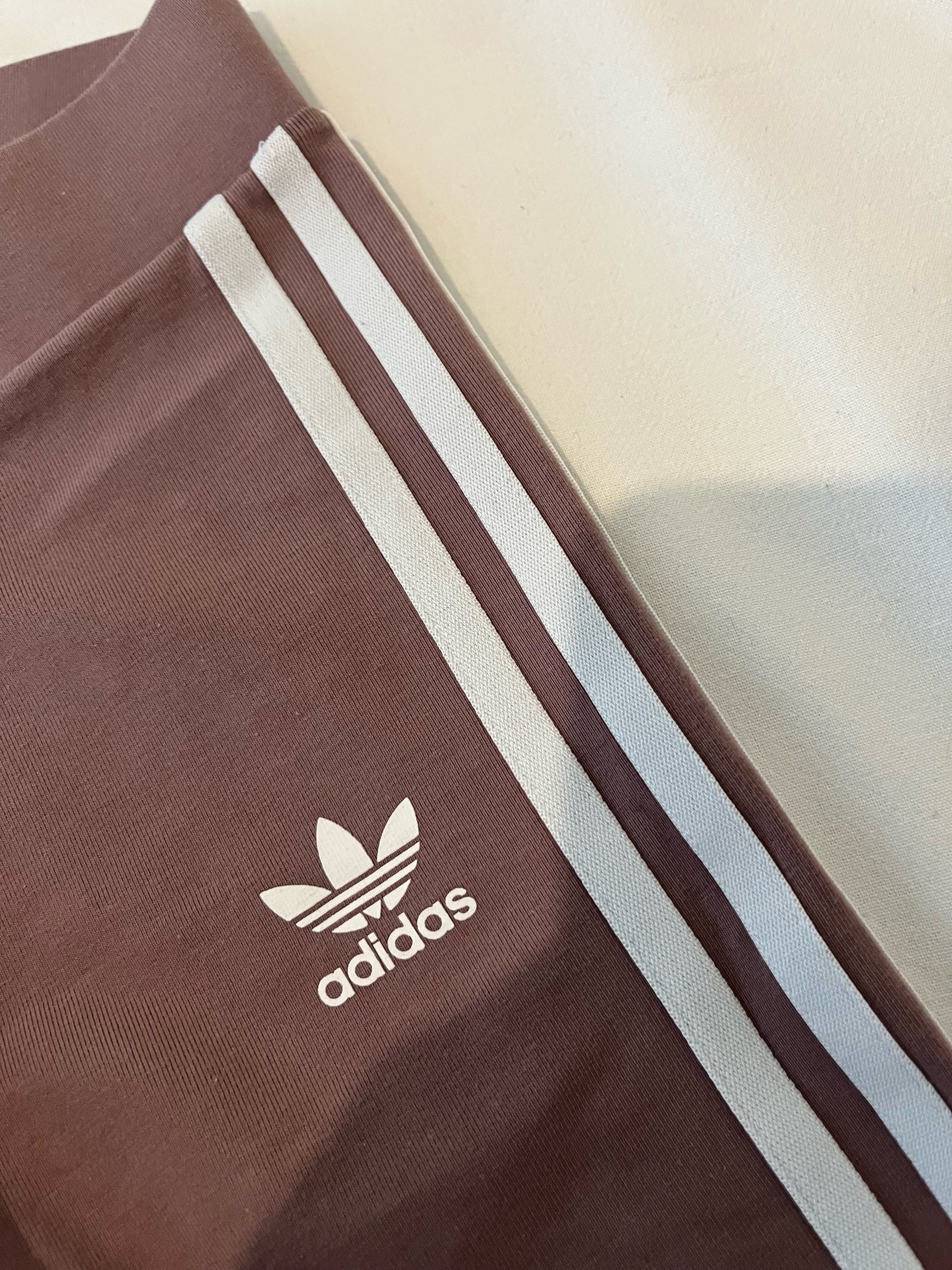 Adidas tajice 0