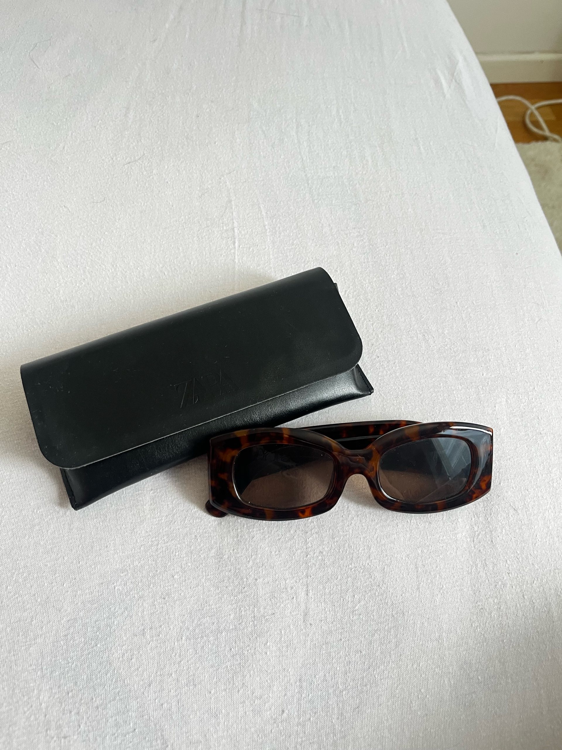 Zara suncane naocale 0