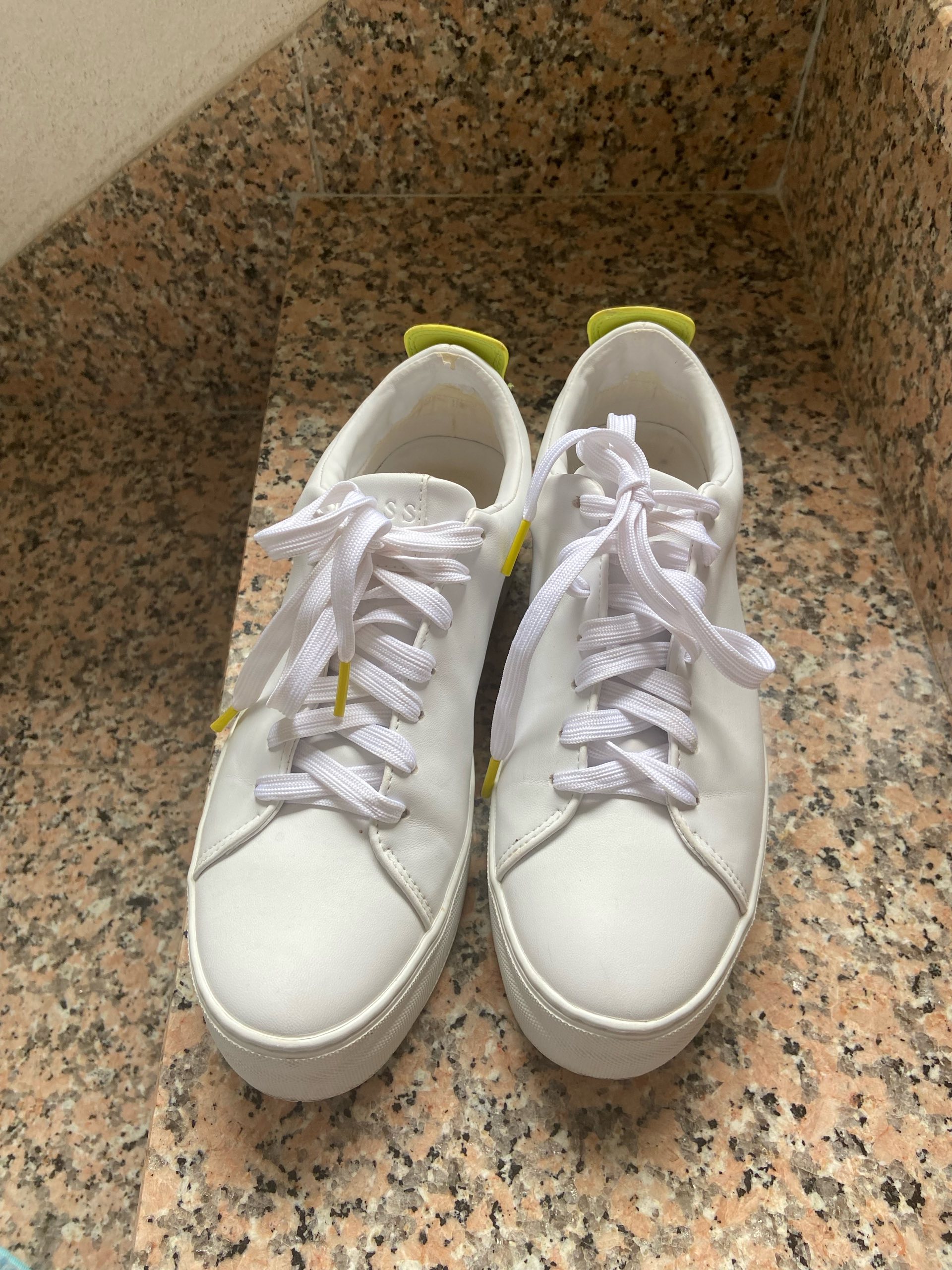 Guess original patikw 0