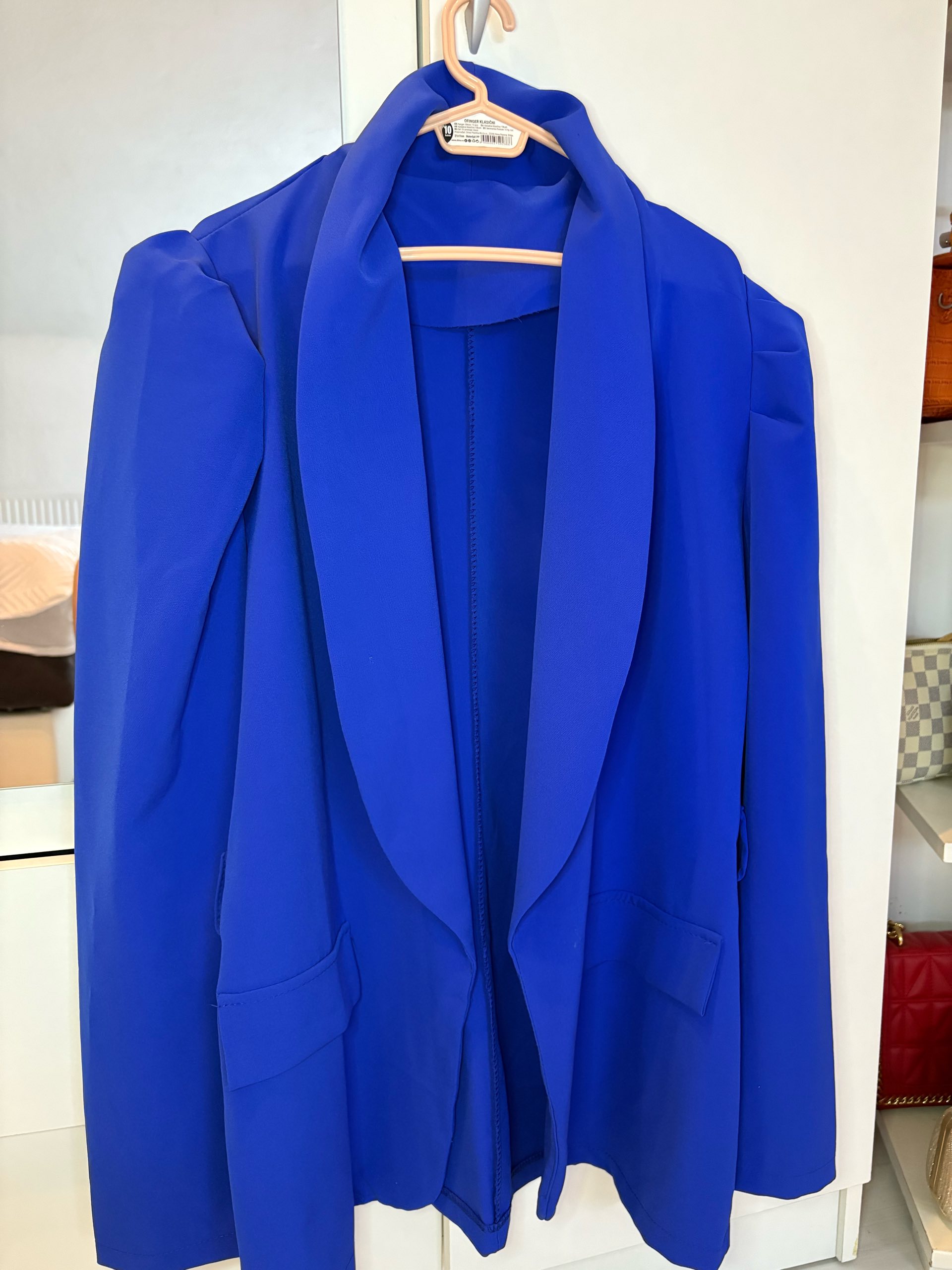 Elegantni plavi sako 0