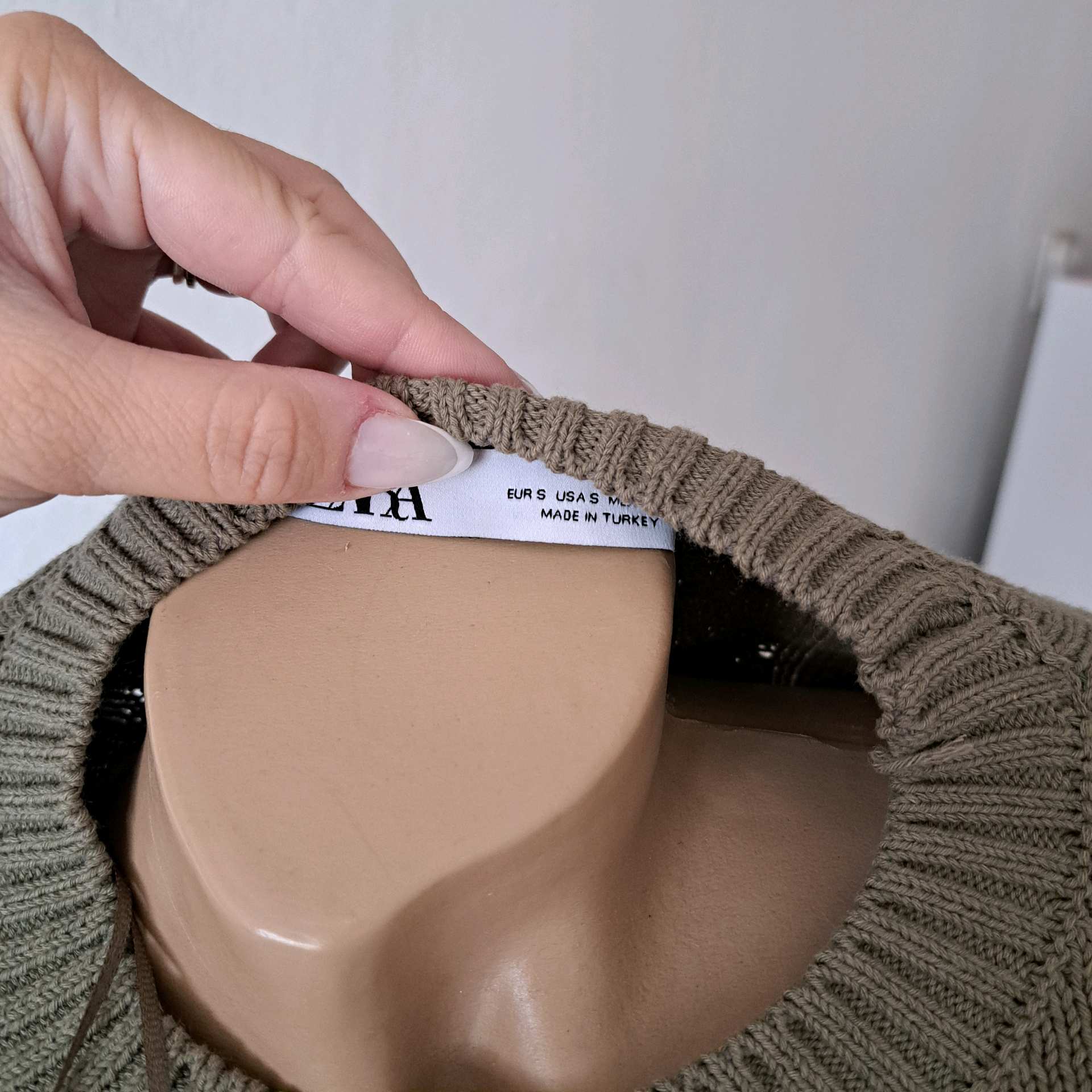 Zara dzemper 1