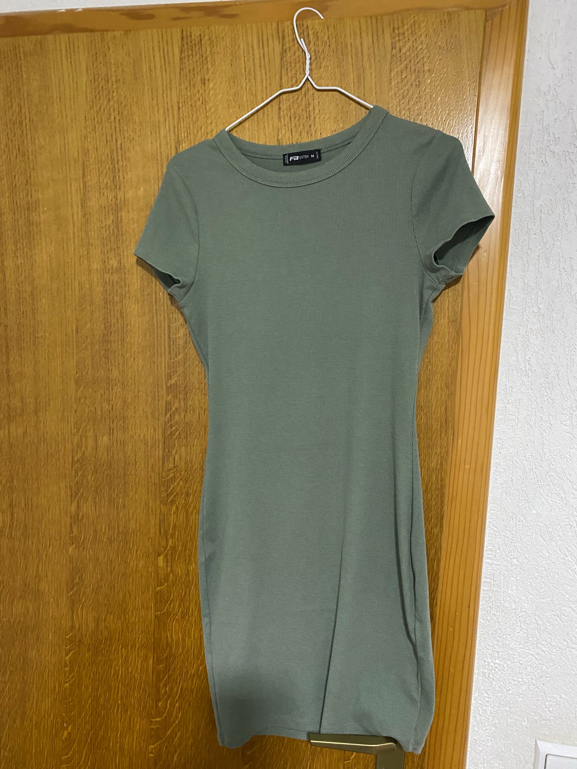 Basic uska haljina 2