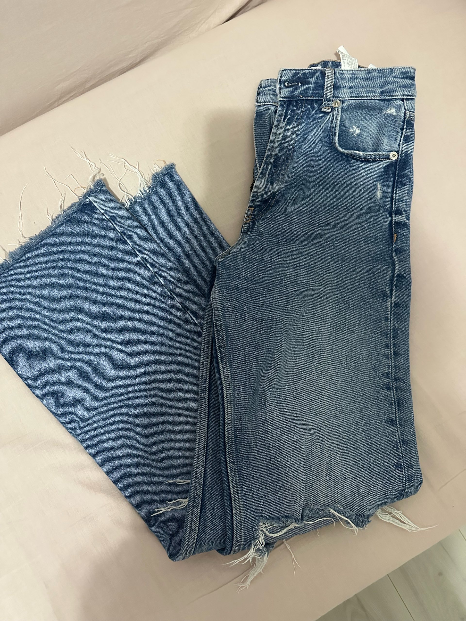 Zara farmerke 0