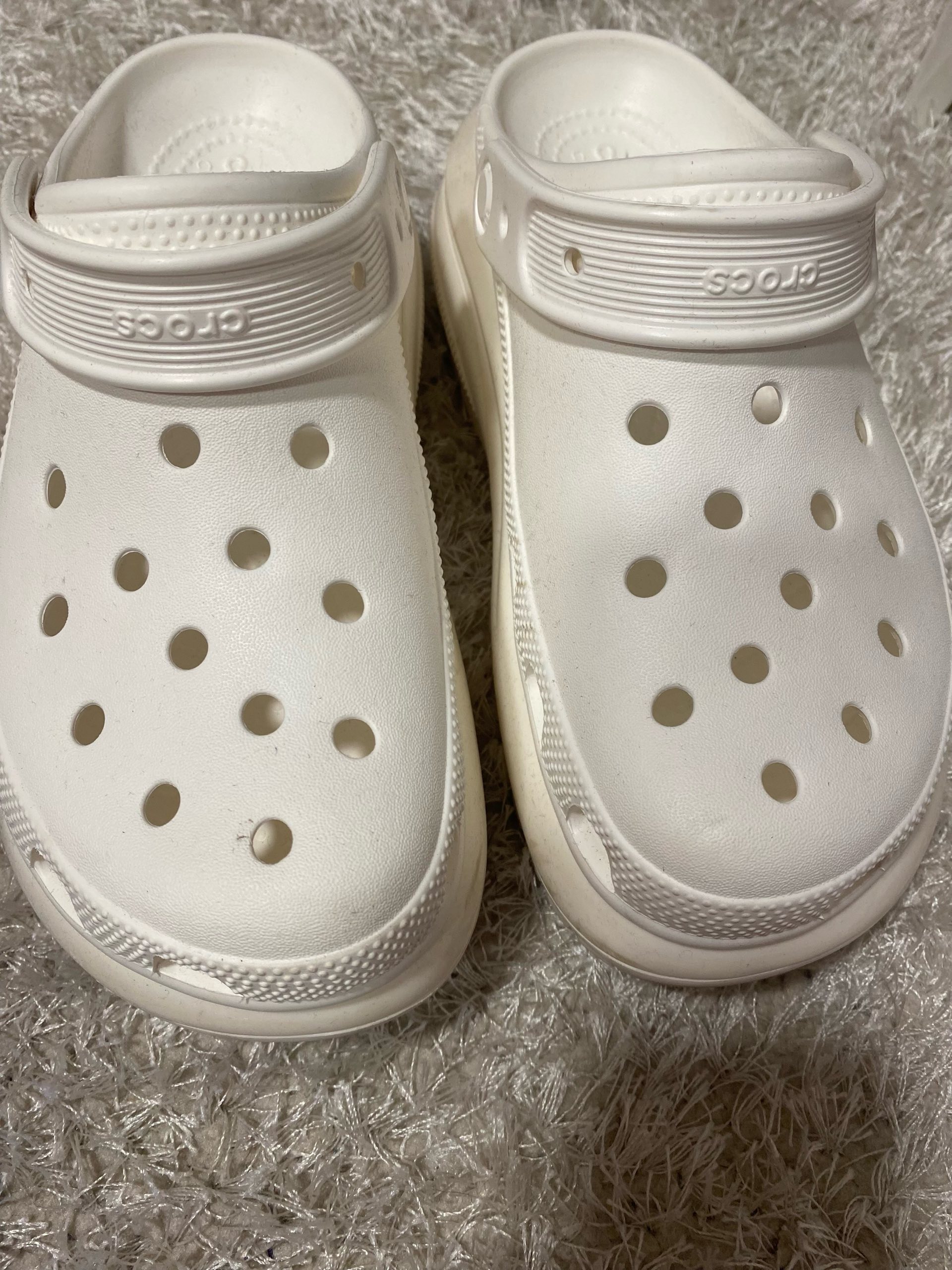 Crocs 1