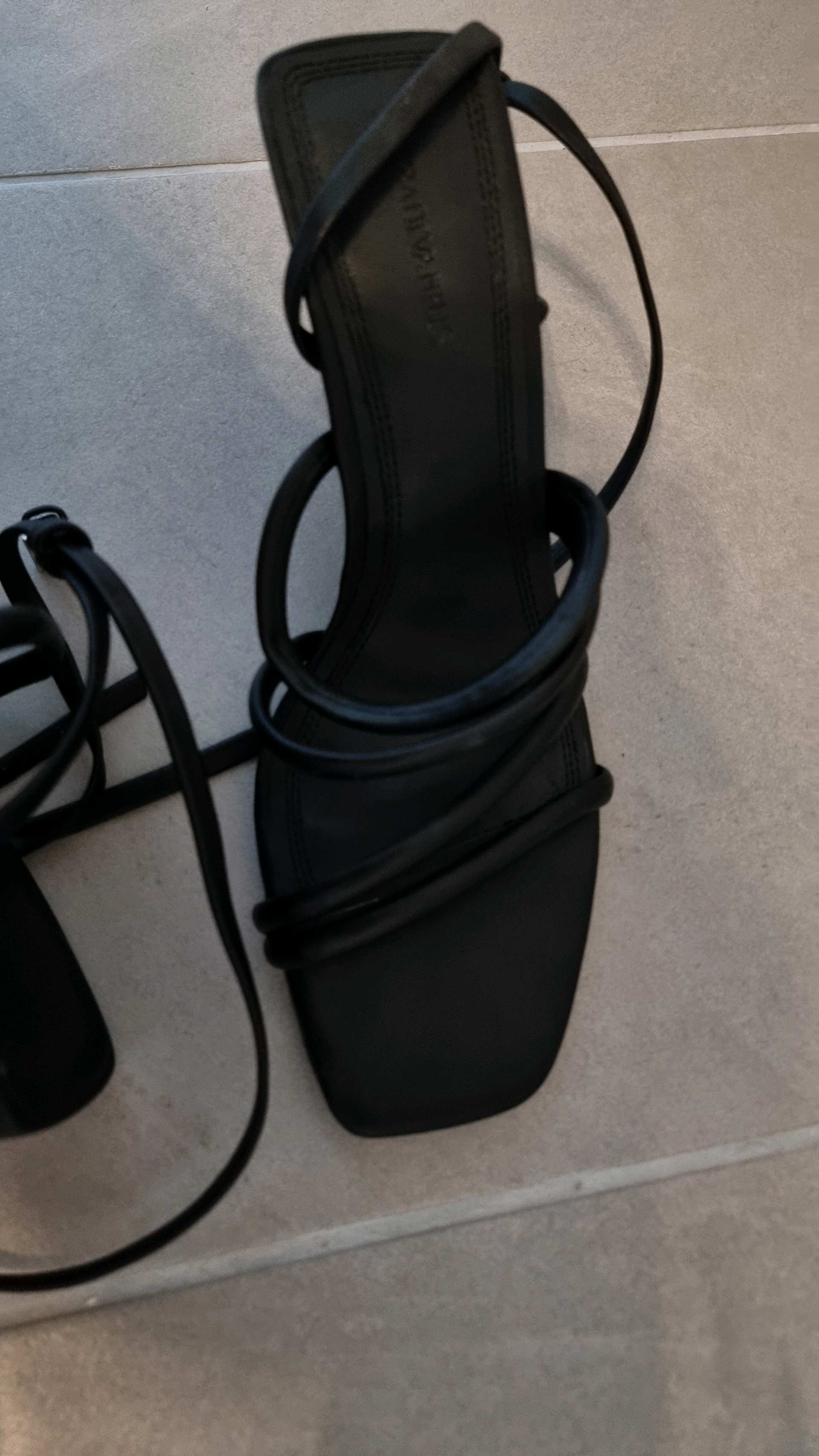 Stradivarius štikle/sandale na petu 2