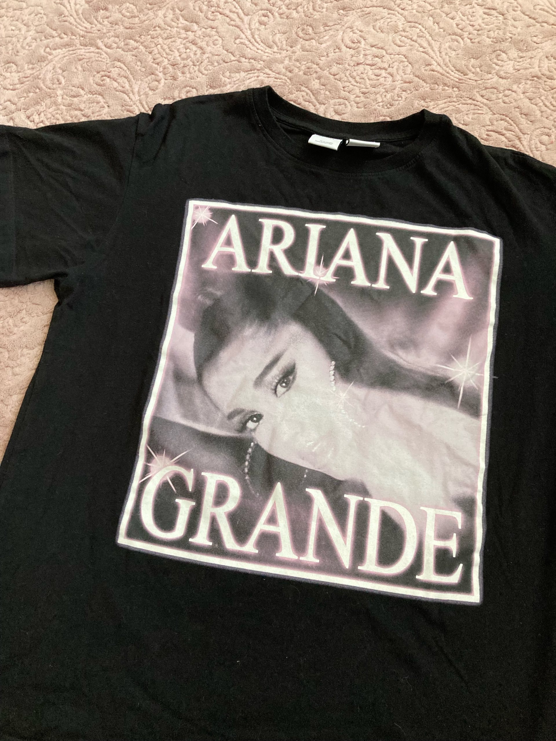 Ariana Grande majica 0