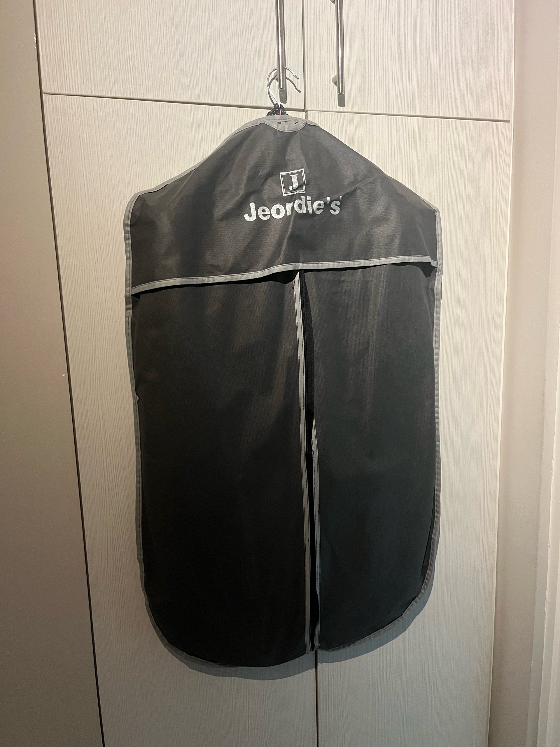 Matursko odujelo JEORDIE'S br 52 2