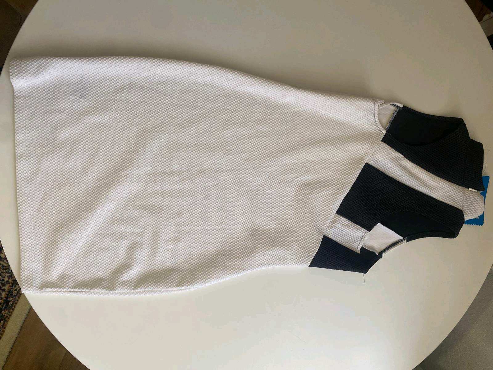 adidas haljina 0