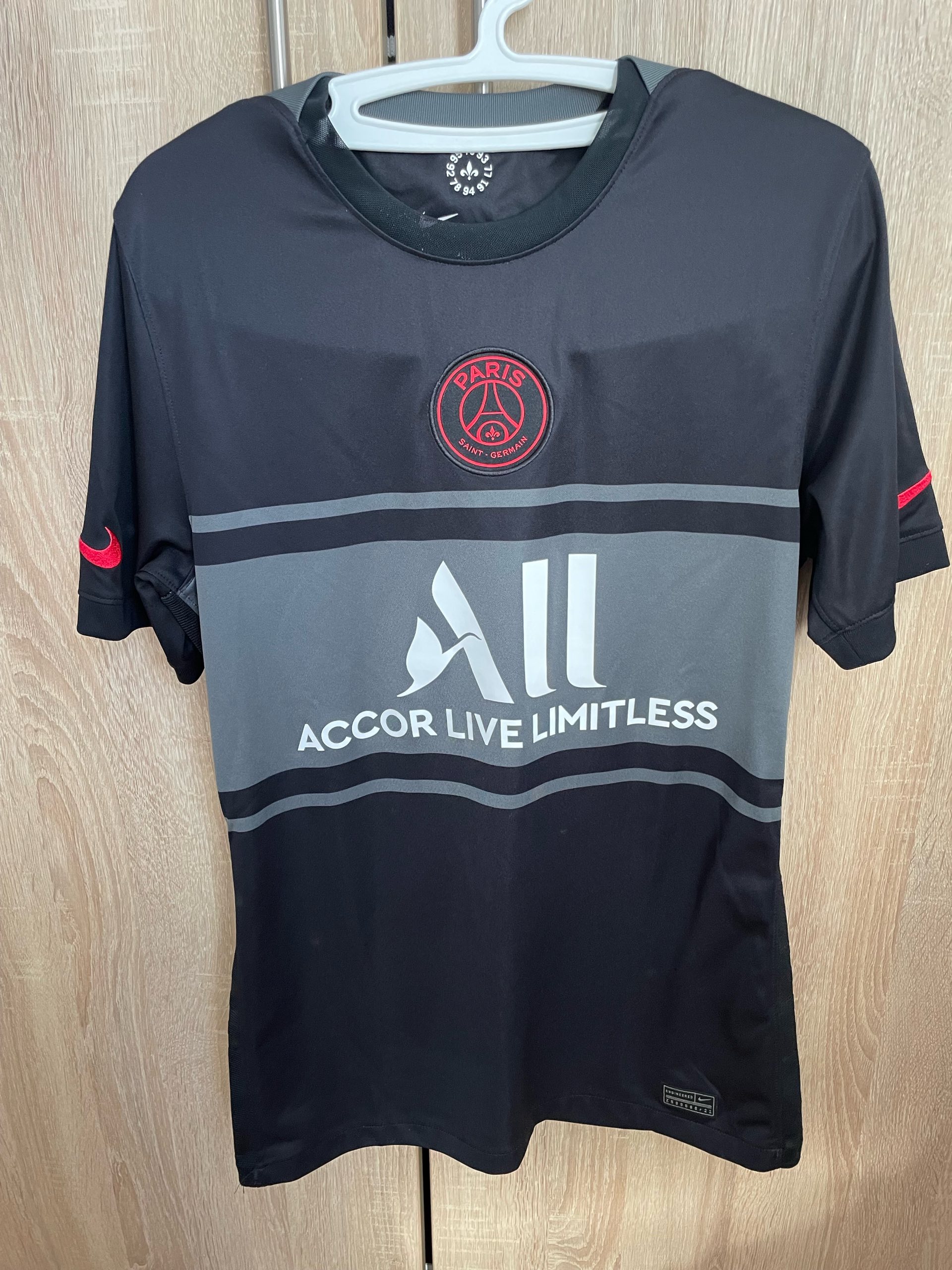 NIKE MUSKI DRES 0