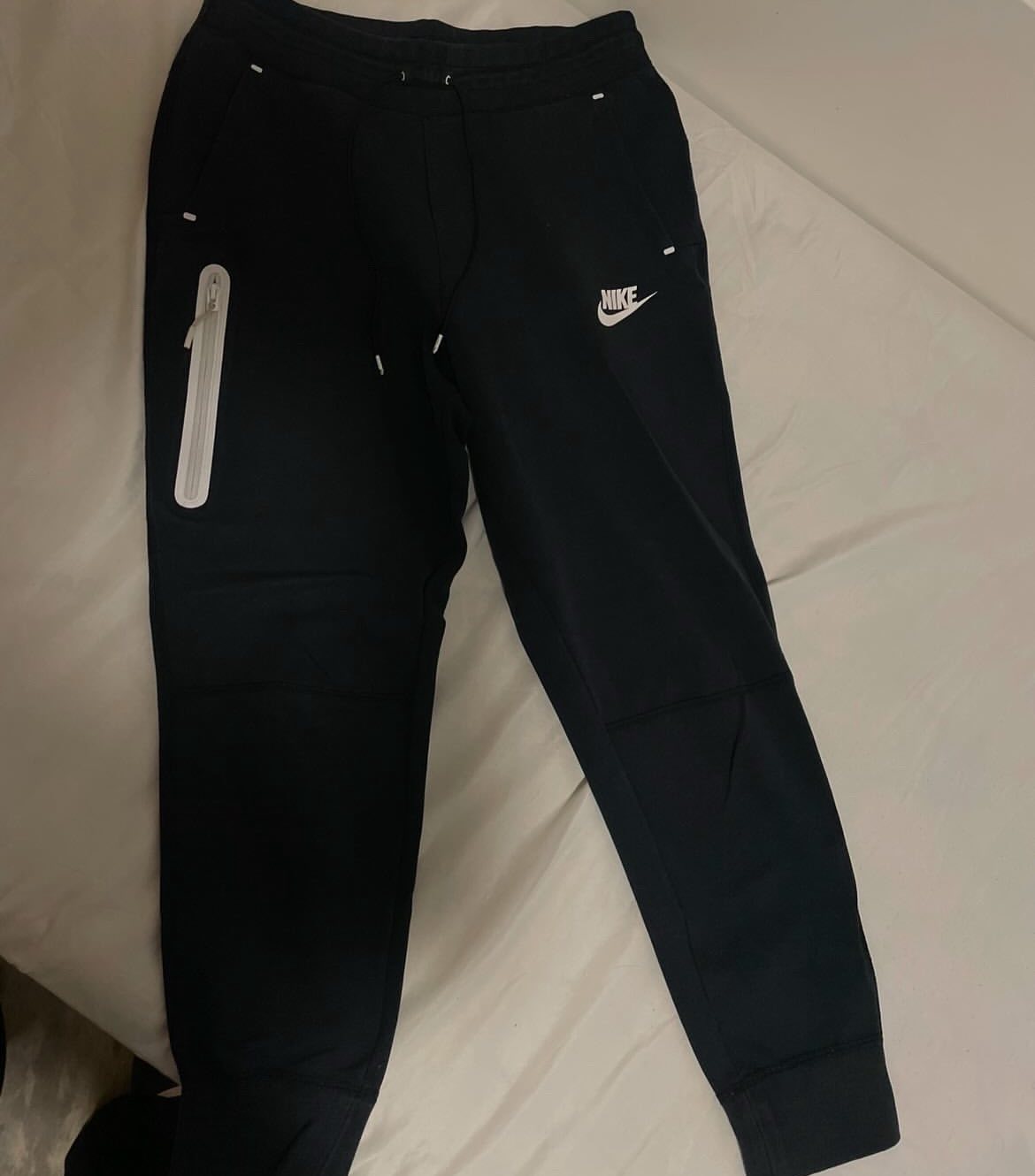 Nike tech fleece 1