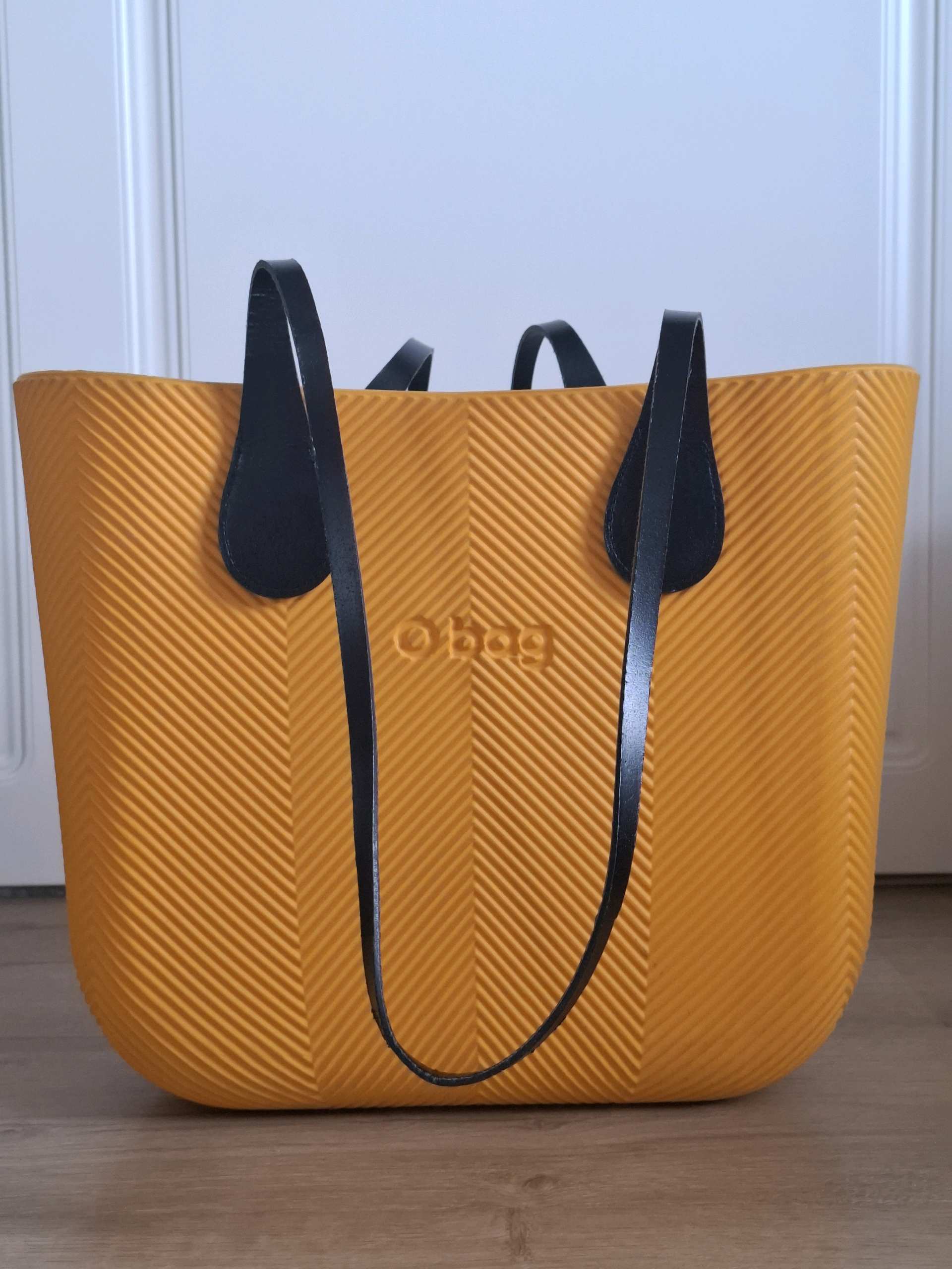Torbu žensku O bag 0