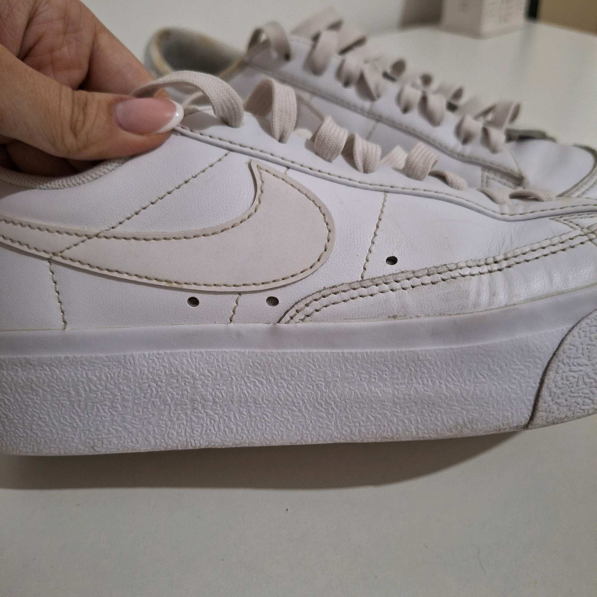 NIKE PATIKE BLAZER LOW PLATFORM 2
