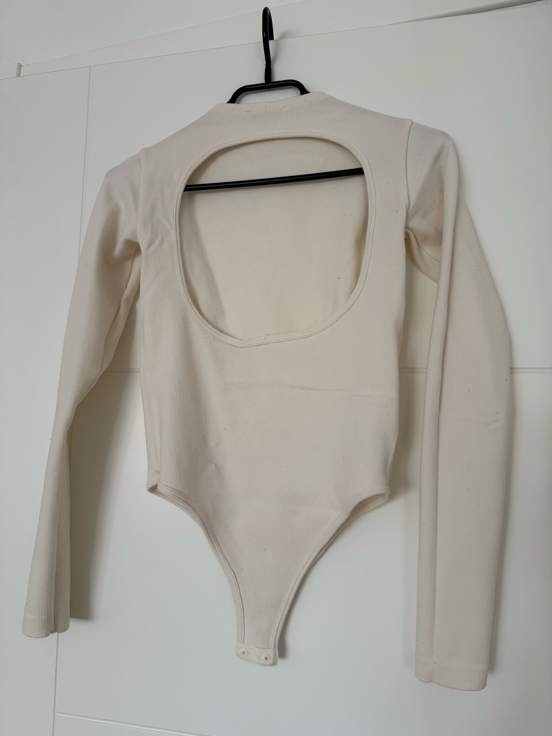Zara bodi 0