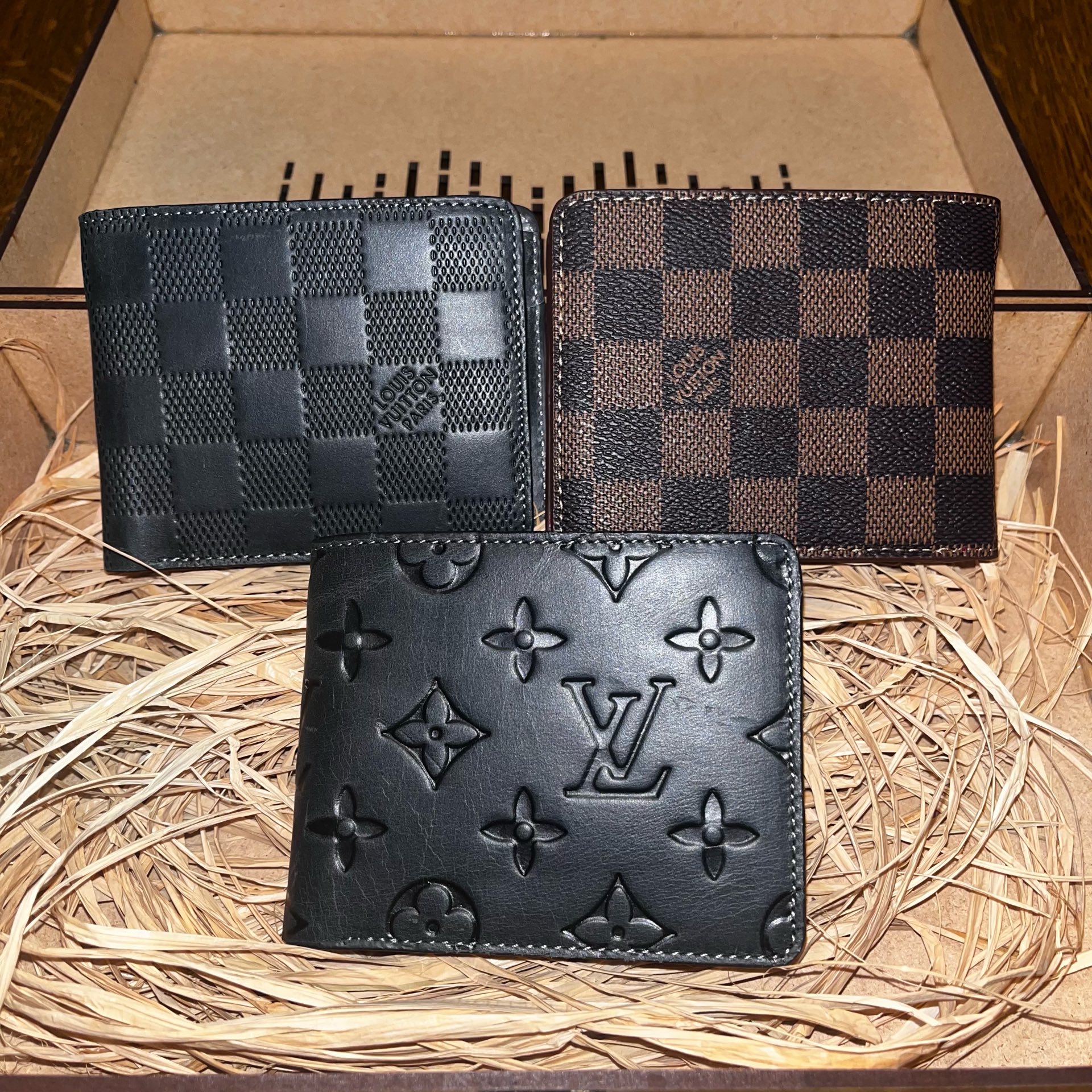 UNISEX KOZNI NOVCANICI - LV 0
