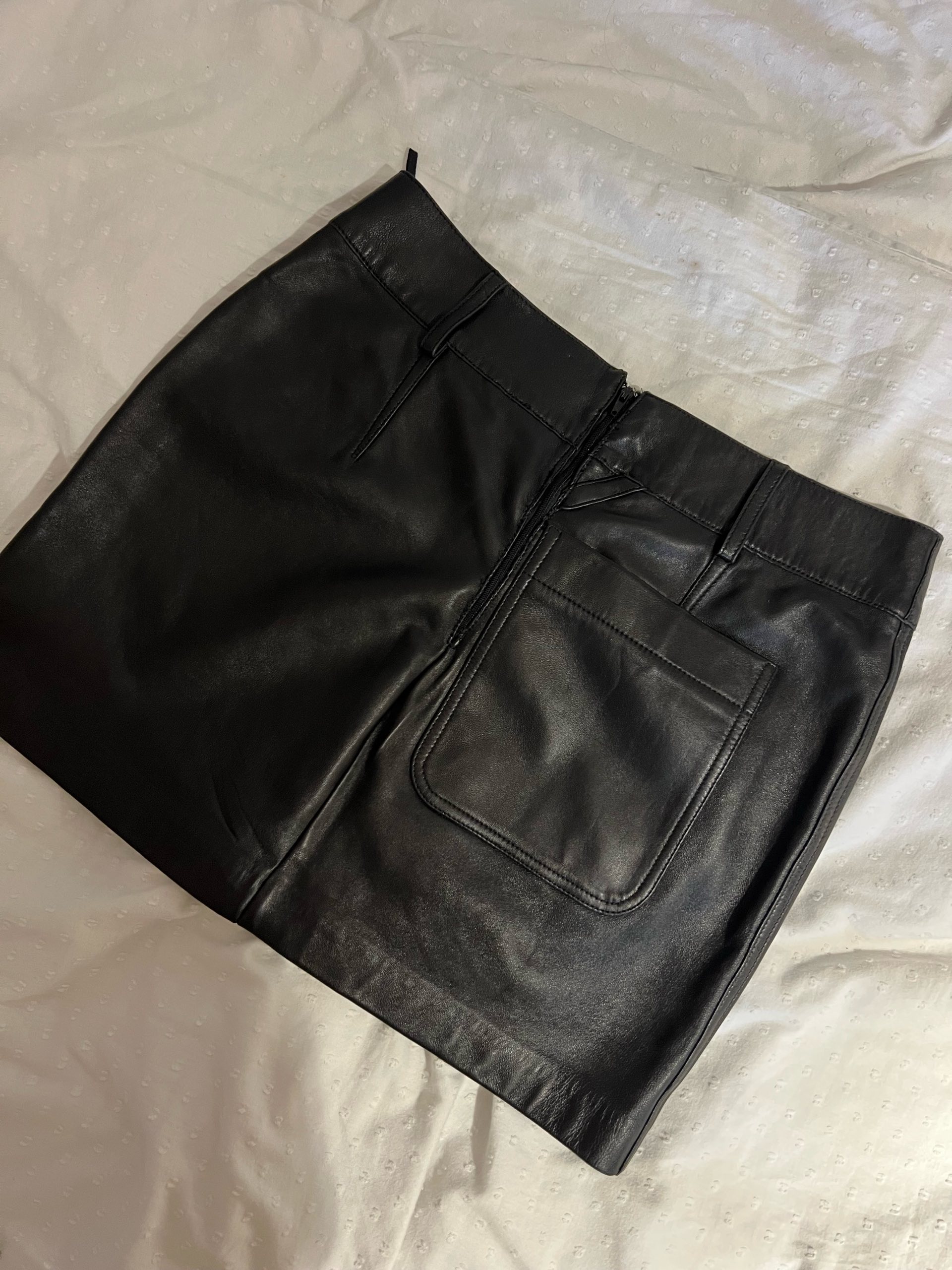 Massimo Dutti kožna suknja 1