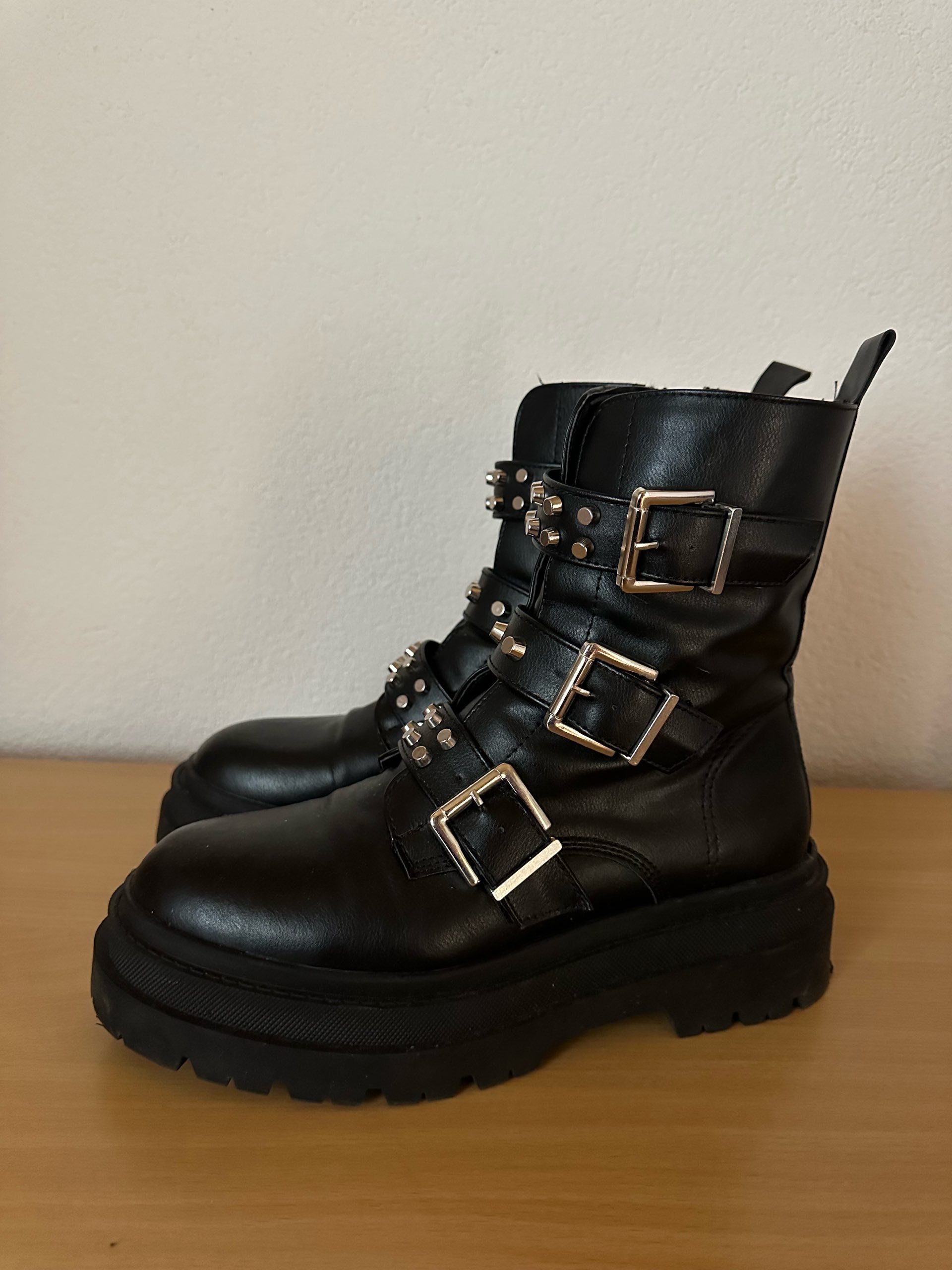 Čizme 0