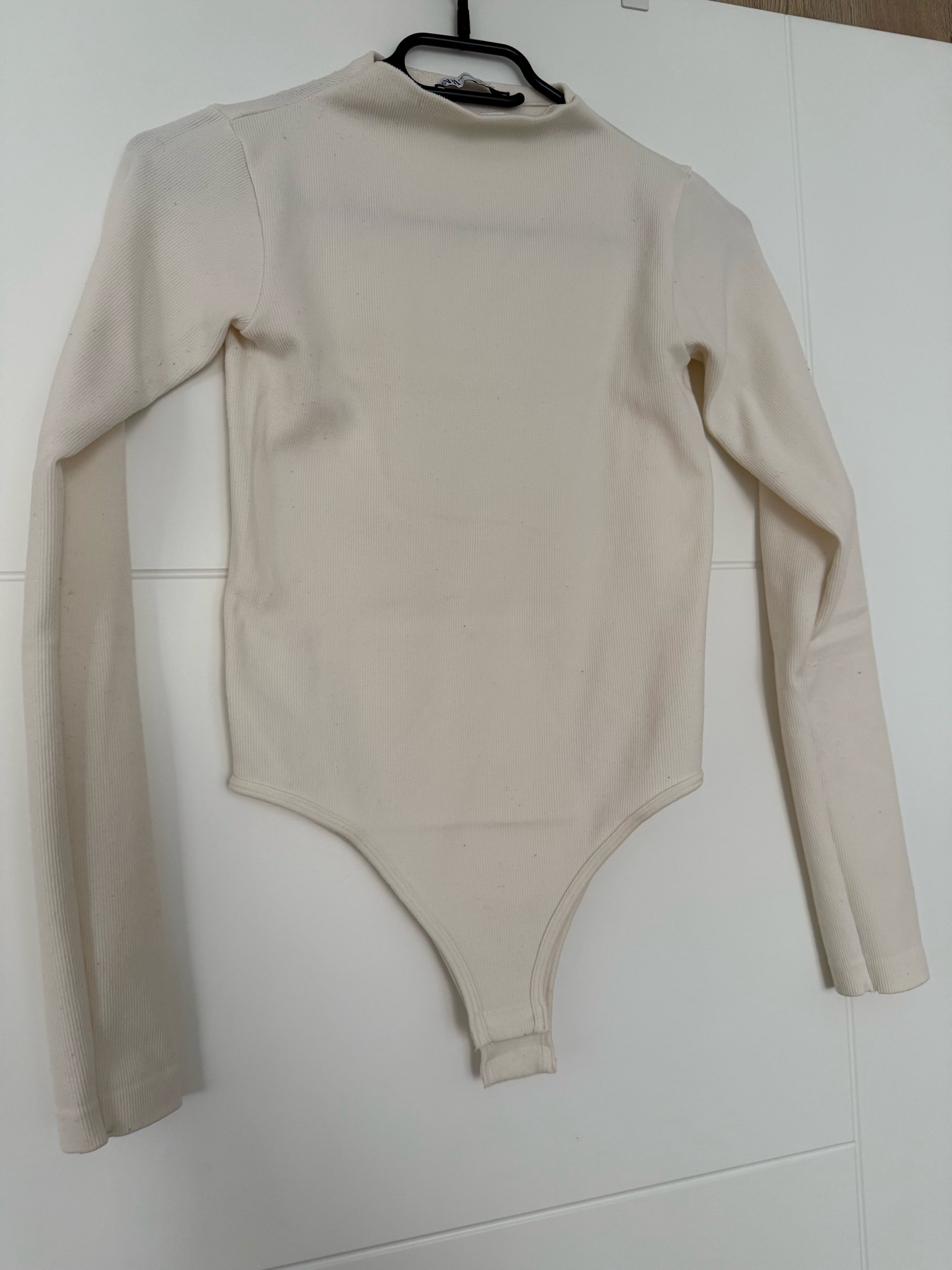 Zara bodi 1