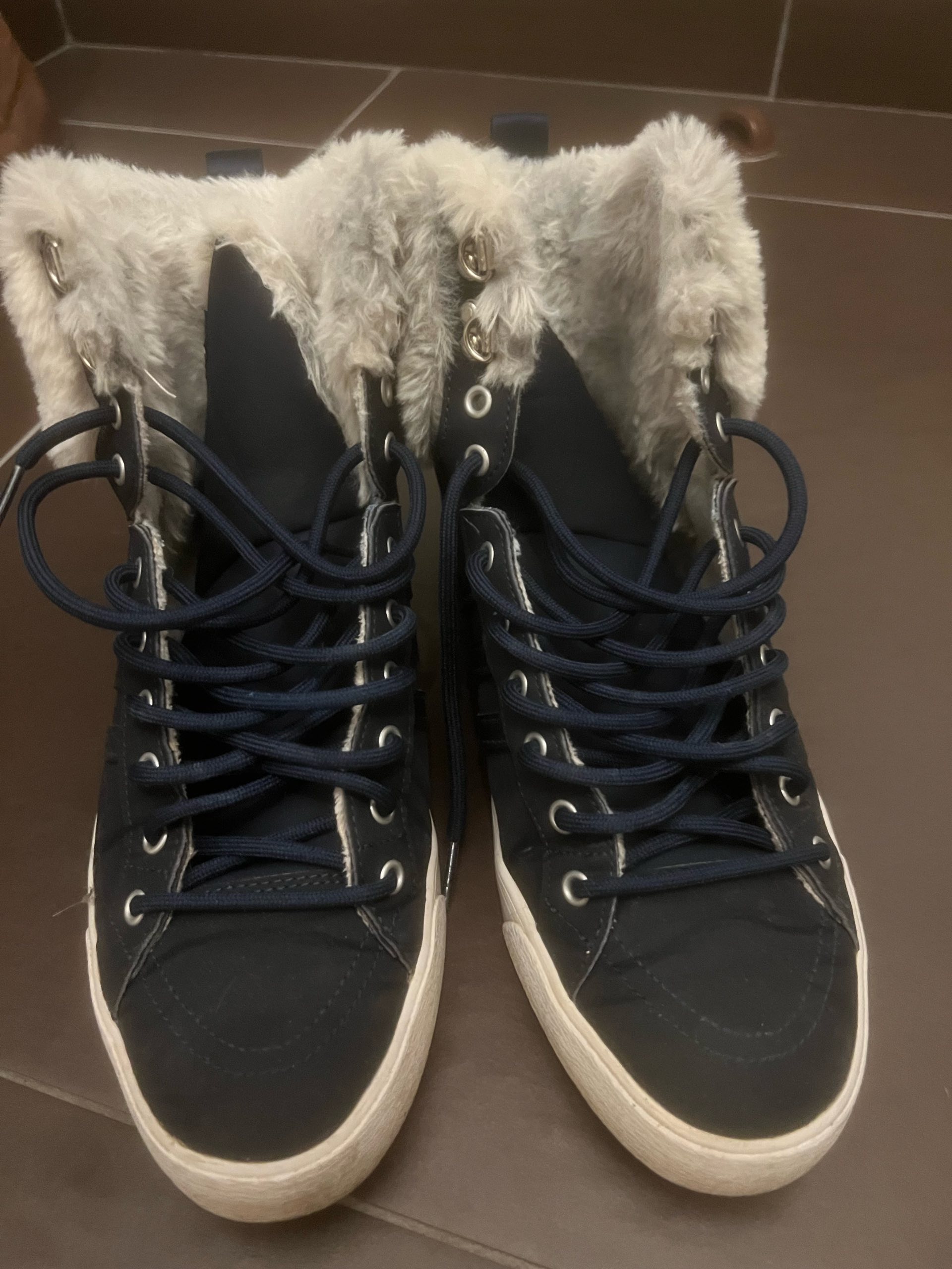 Zenske tene Adidas 1