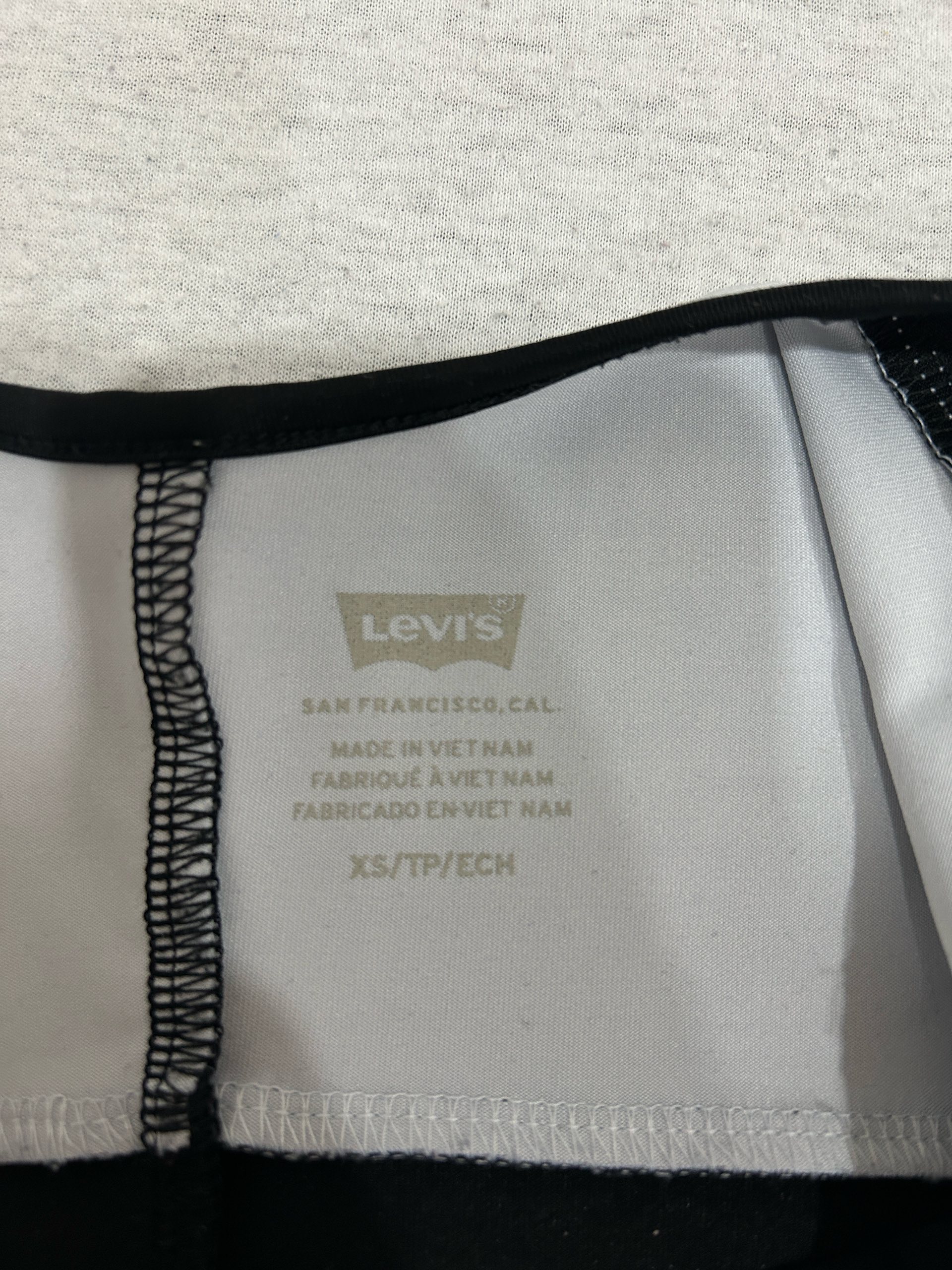 levi’s bodi 1