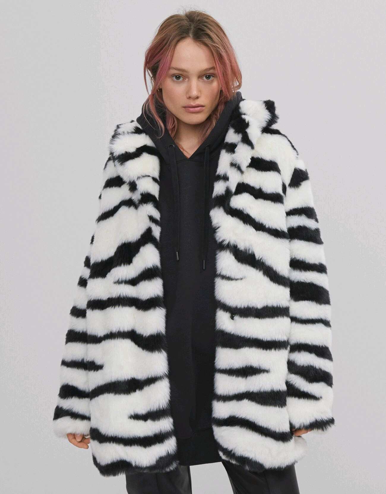 Bershka bunda 0