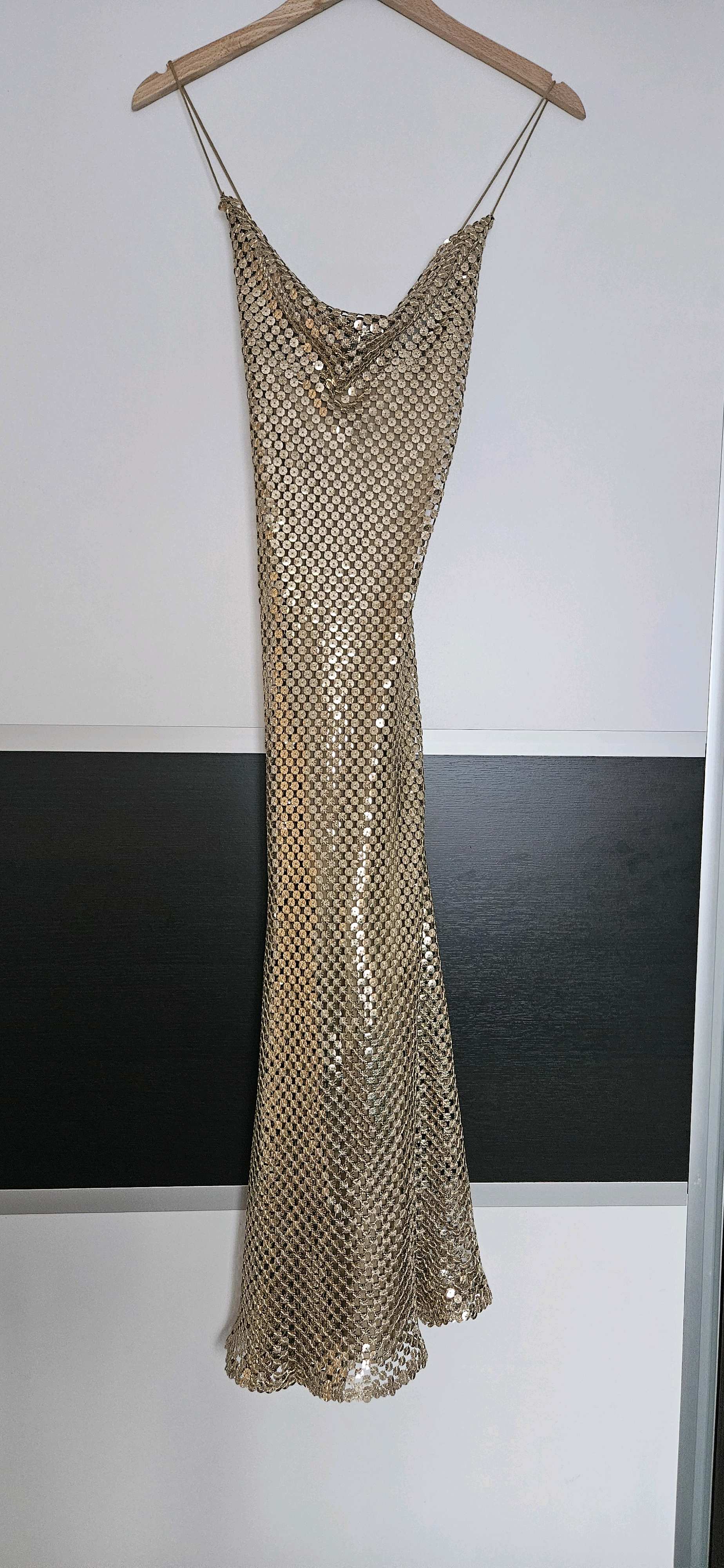 Zara slim haljina 1