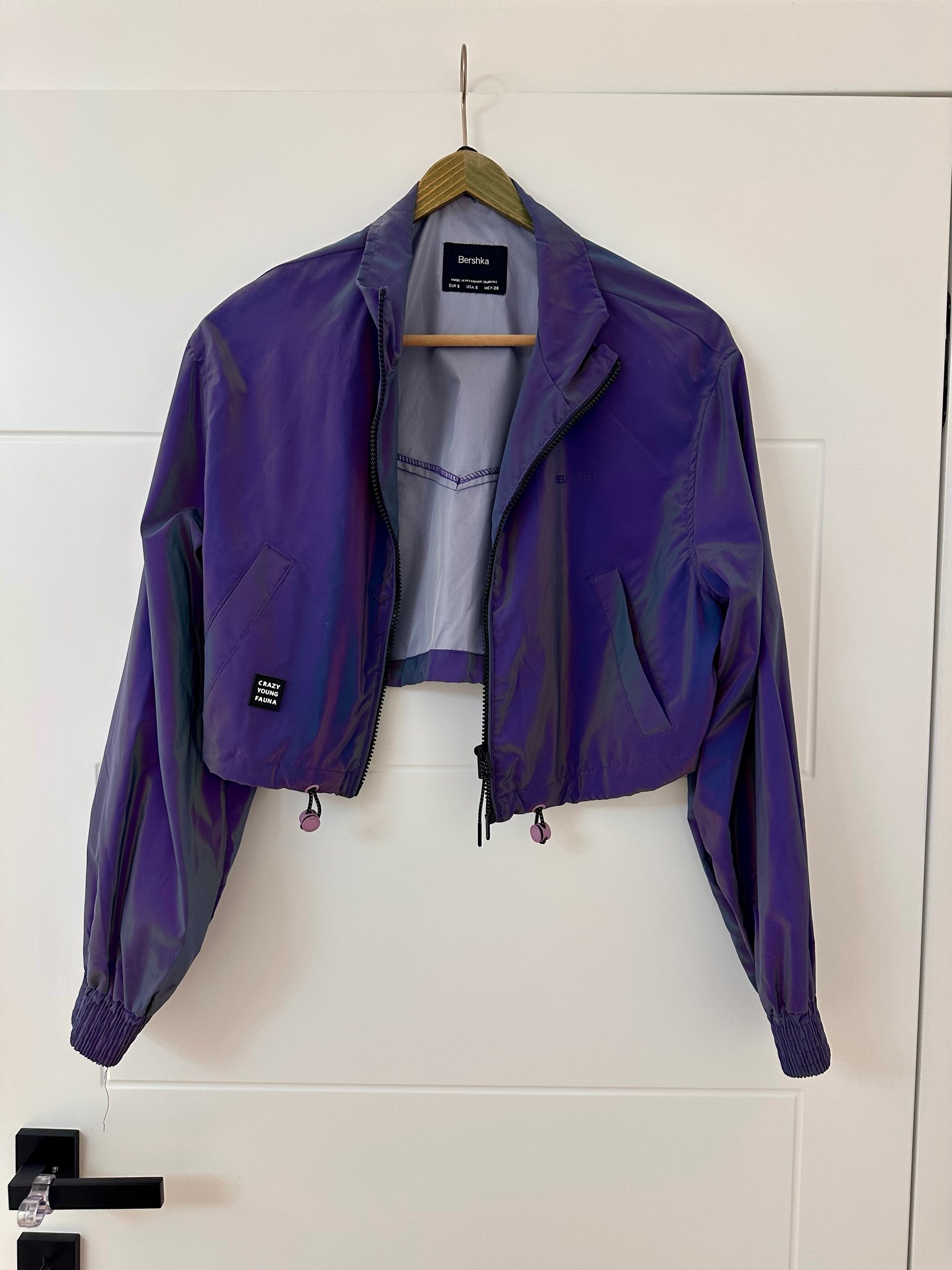 Bershka Jaknica 0