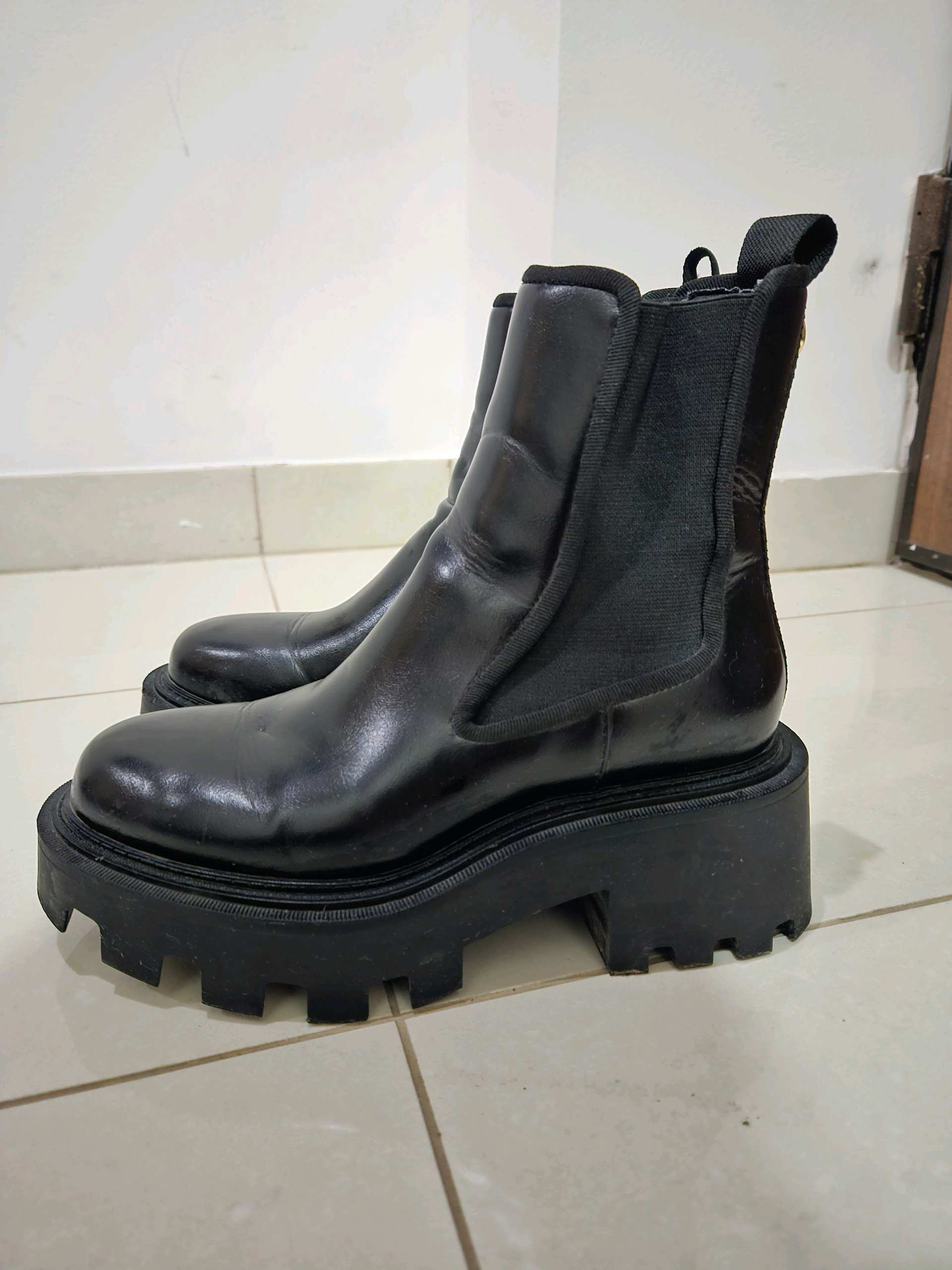Zara cizme 0