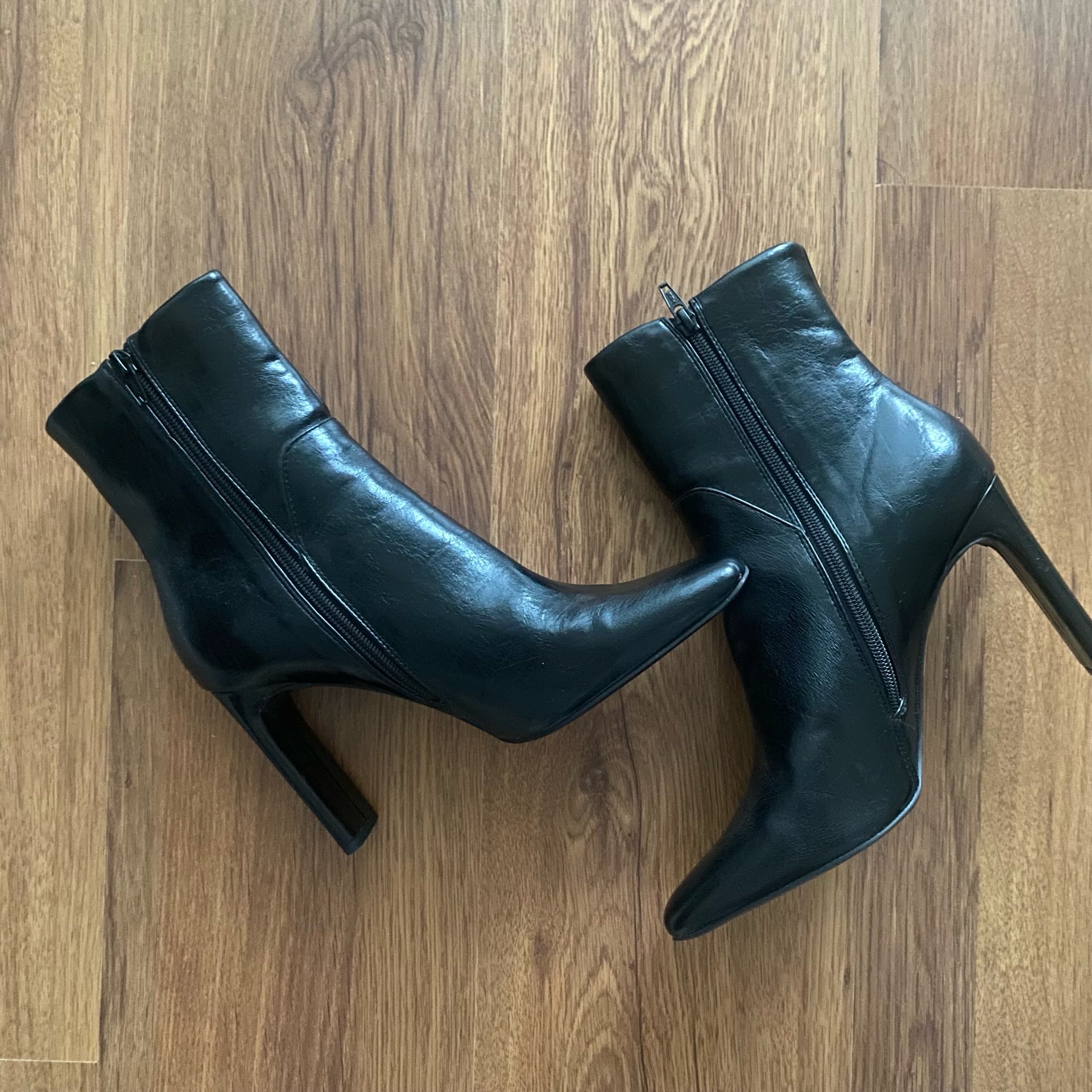 Asos čizmice 1