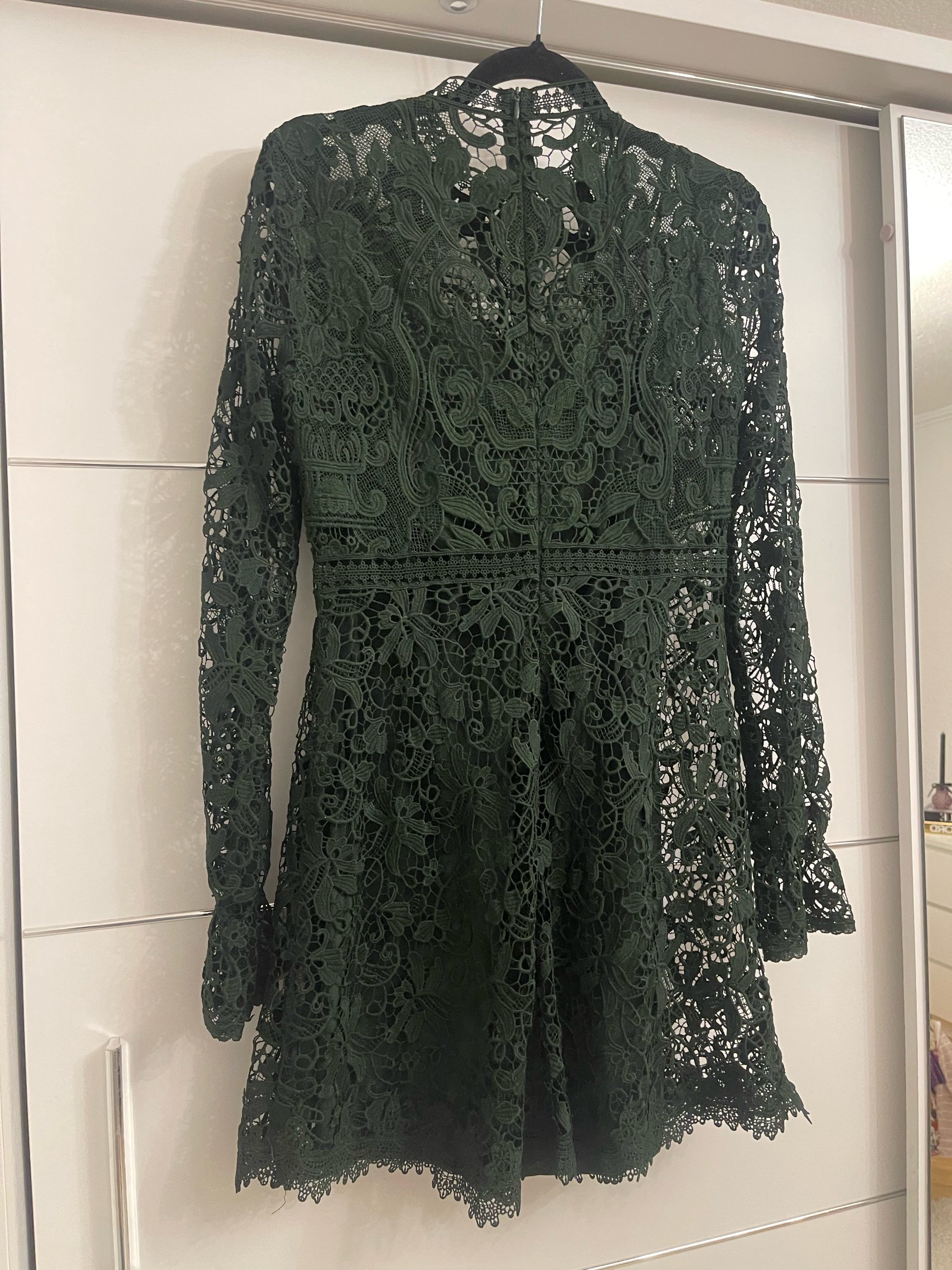 Tamnozelena čipkana haljina Zara 3