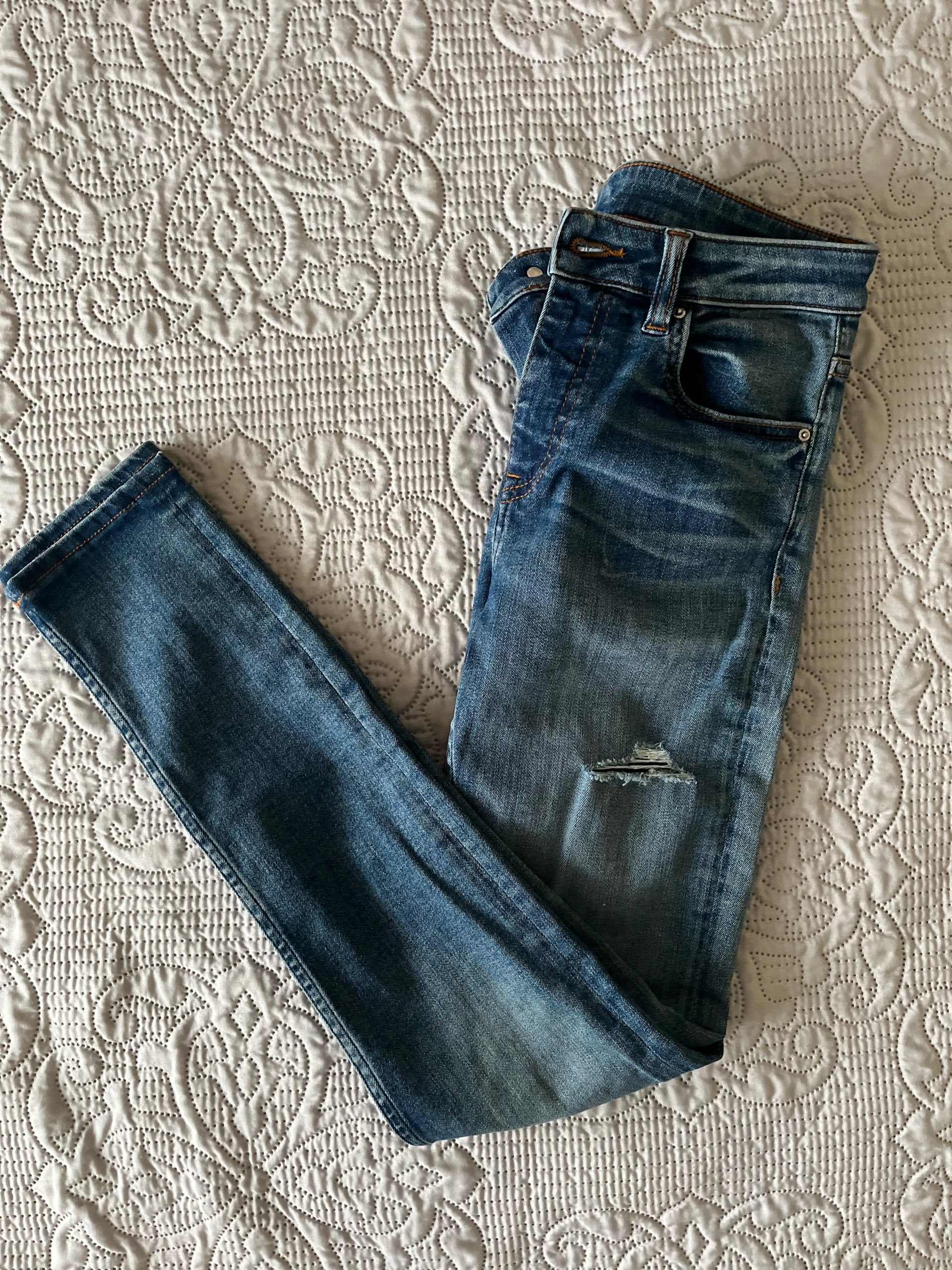 C&A hlace NOVE 0