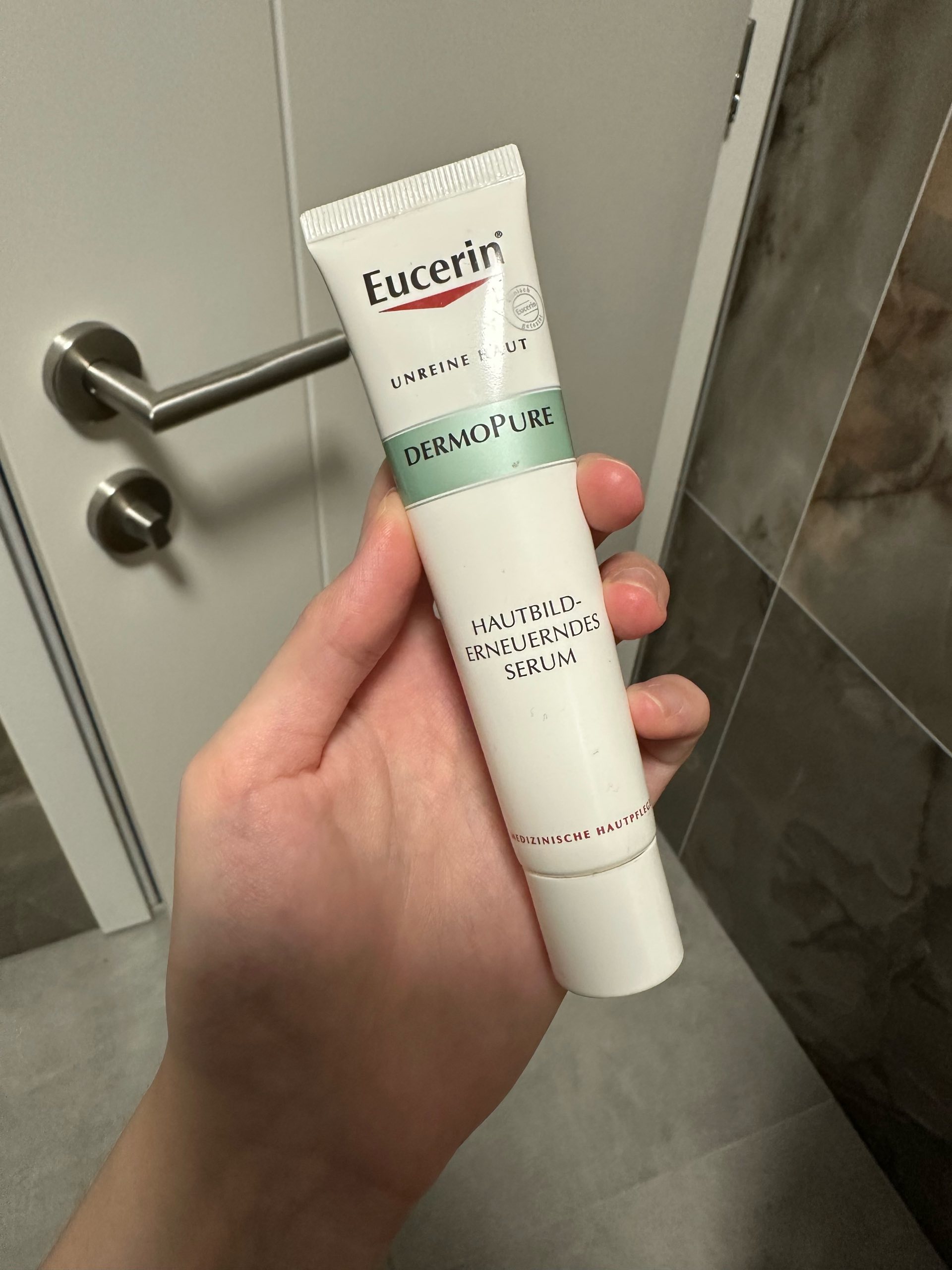 Eucerin dermopure serum 0
