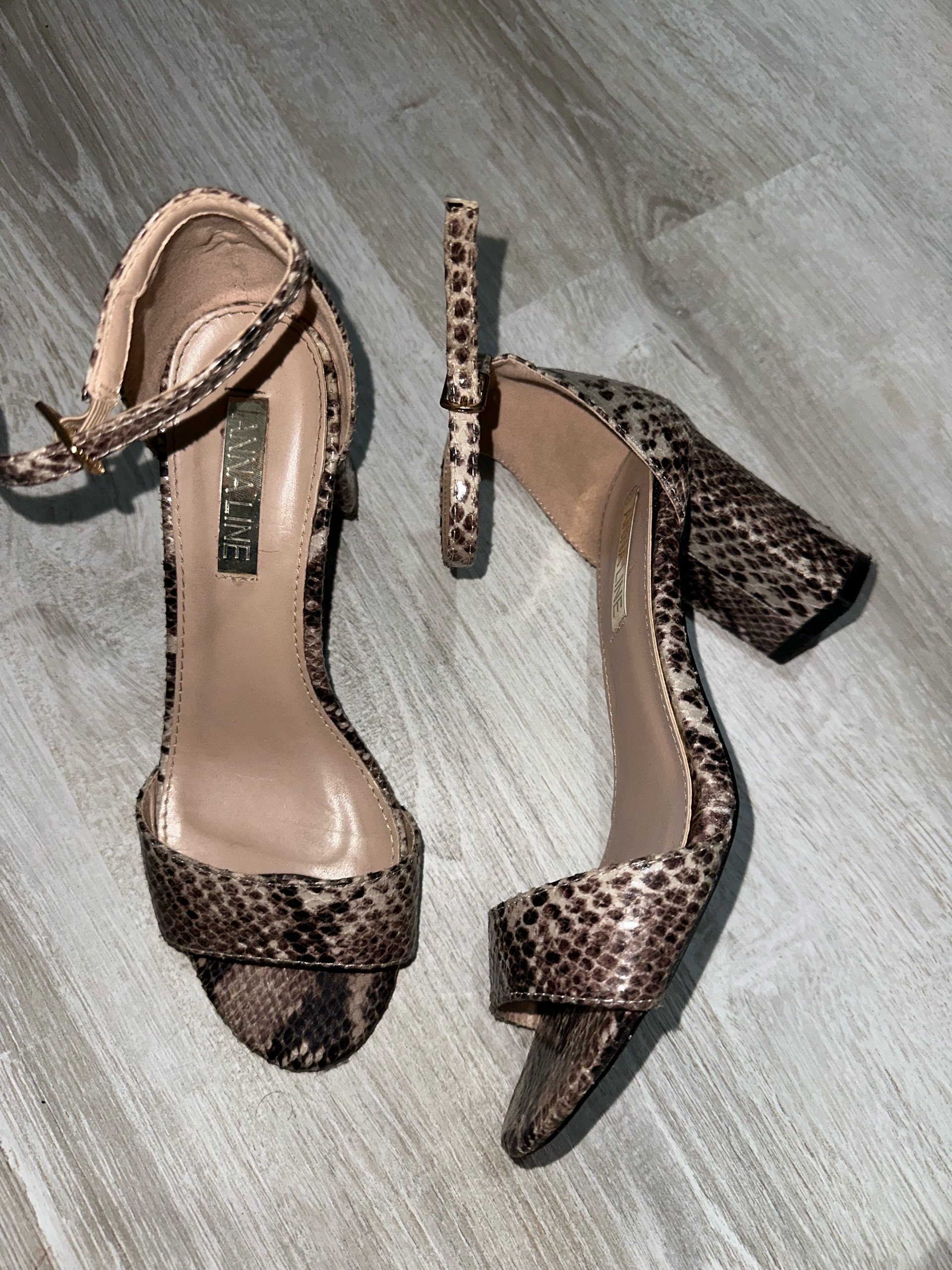 Stikle sandale 2
